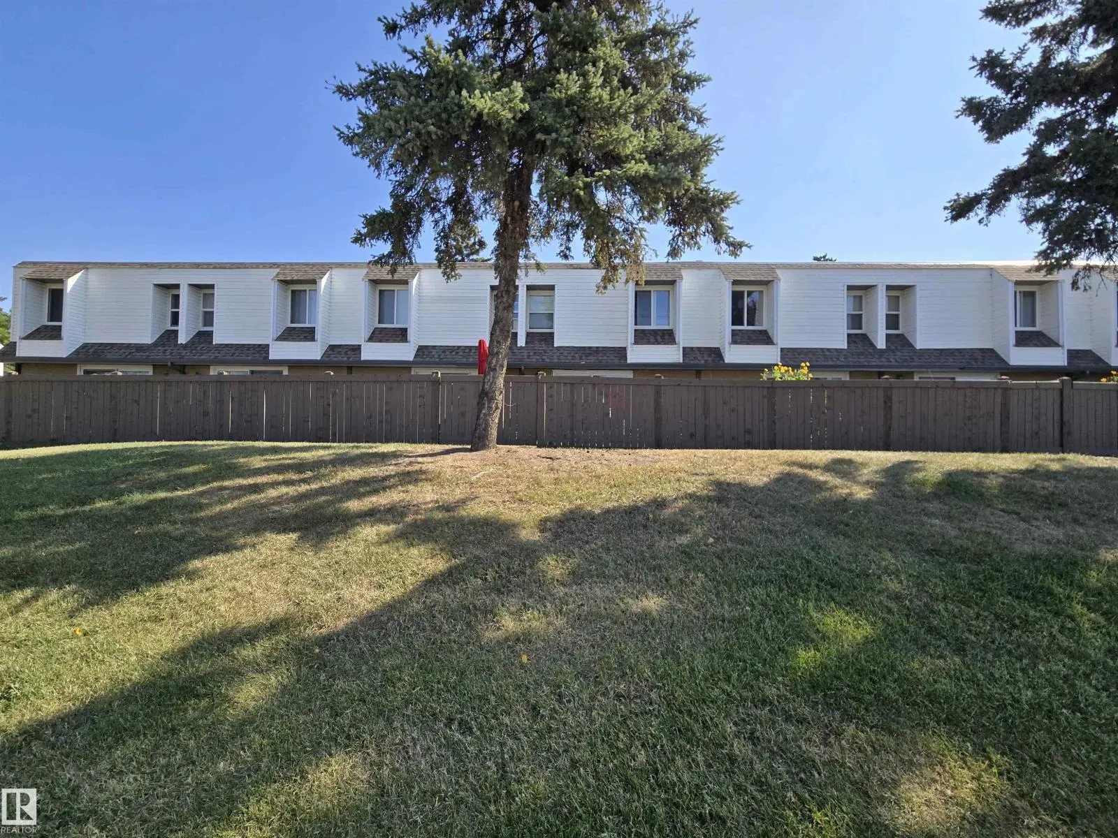 1 GARDEN GROVE GV NW