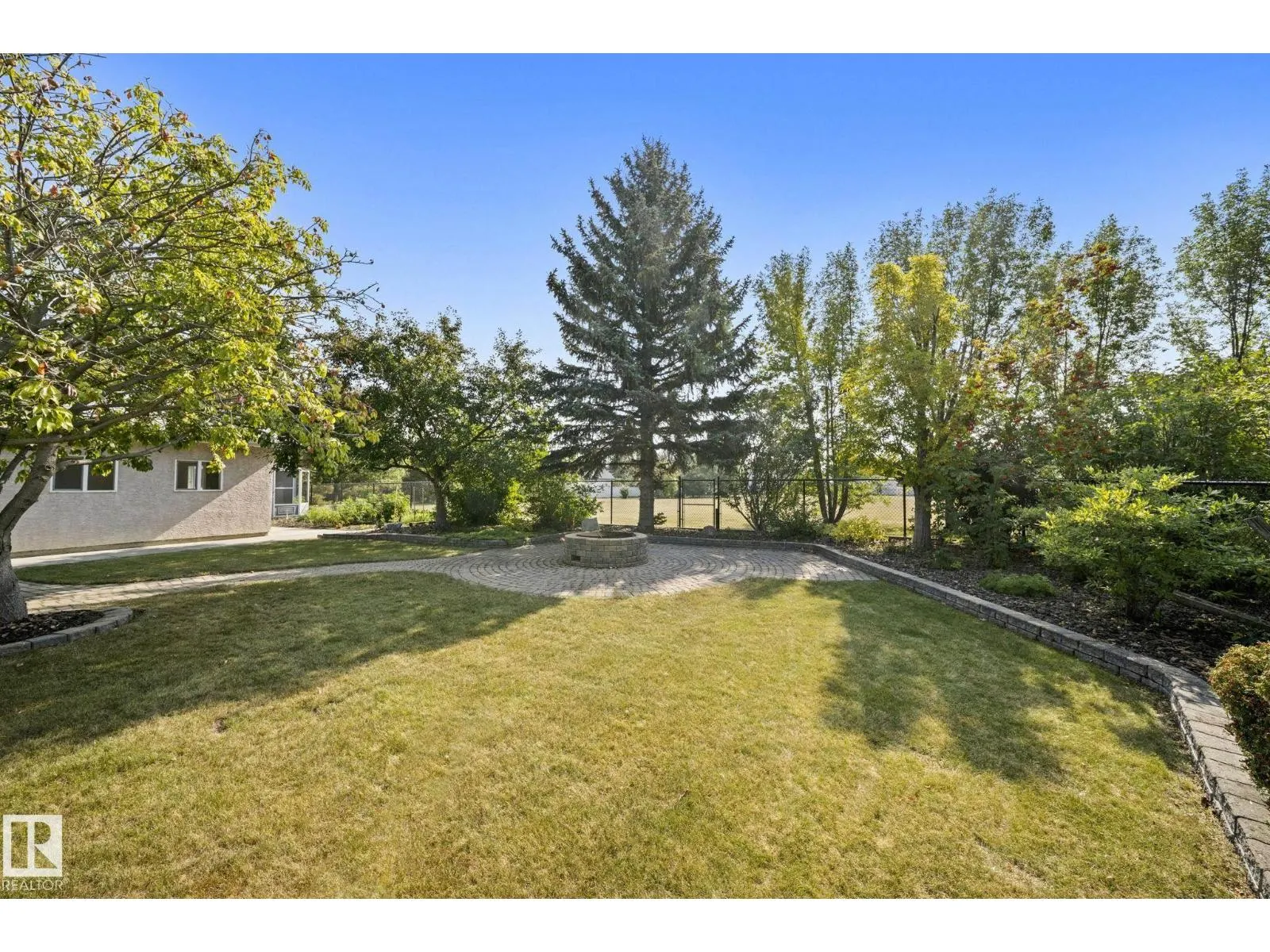 #66 53302 RGE ROAD 261