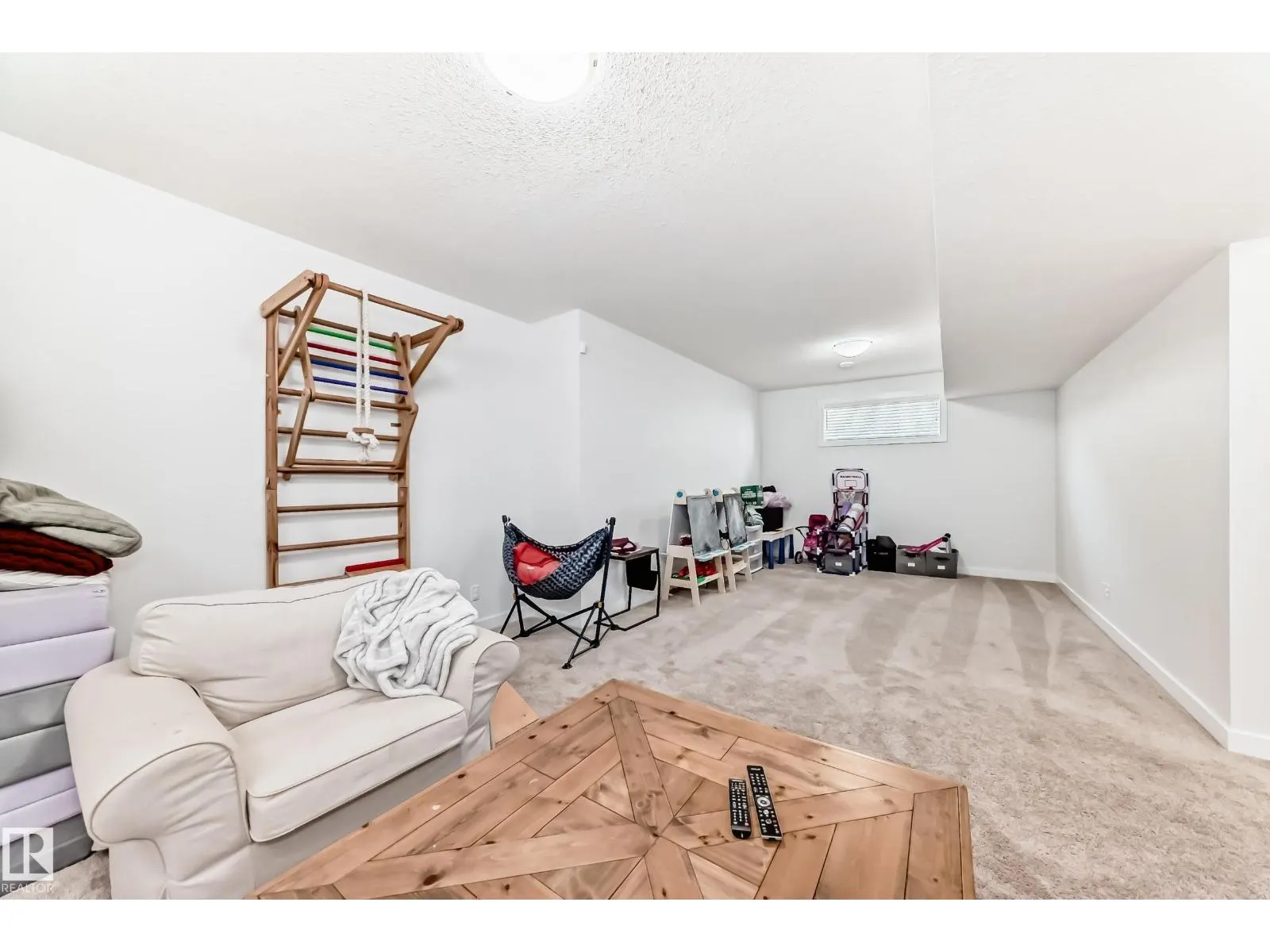 71 JAMISON CR