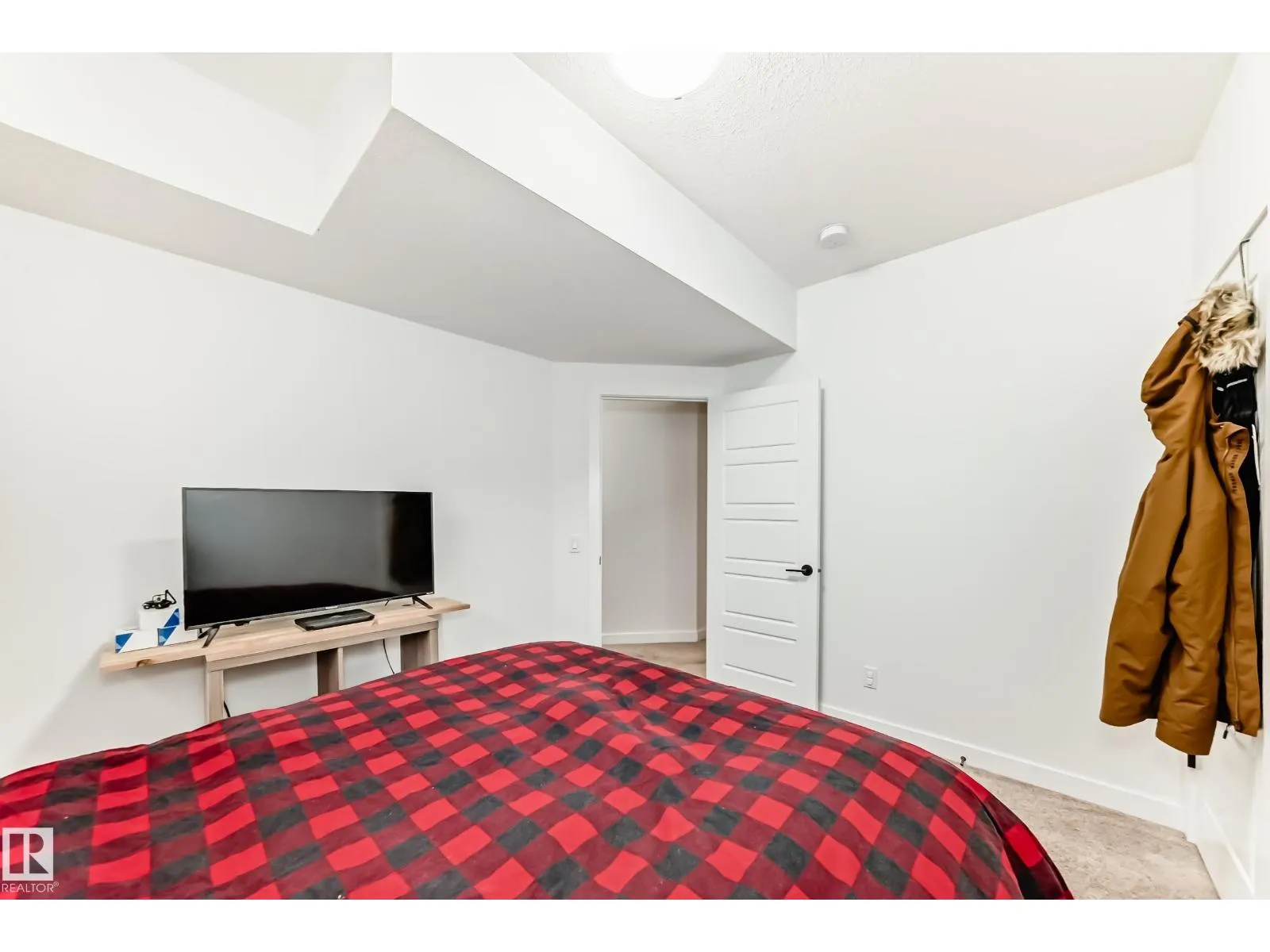 71 JAMISON CR