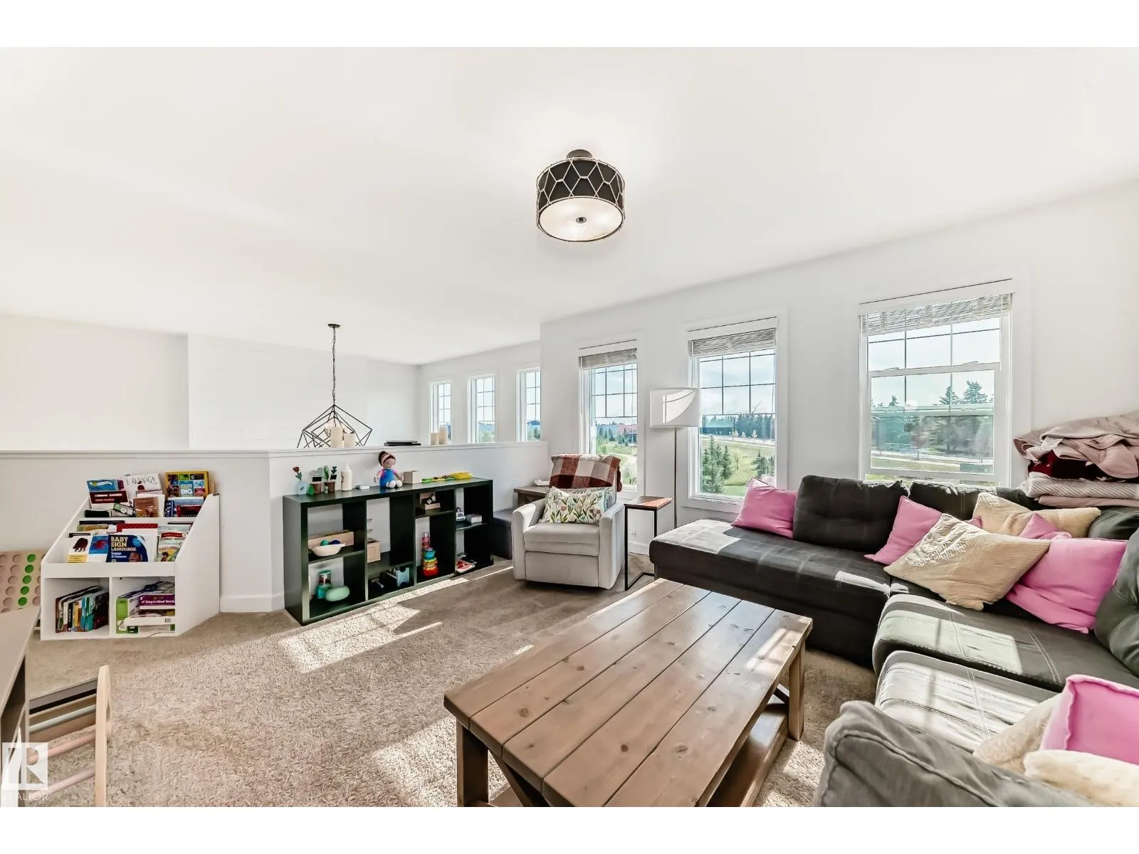 71 JAMISON CR