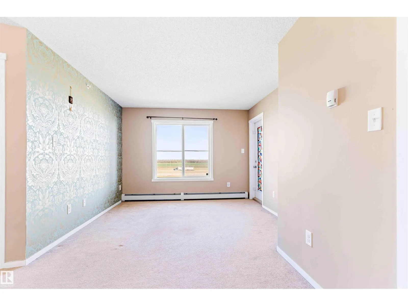 #410 18126 77 ST NW