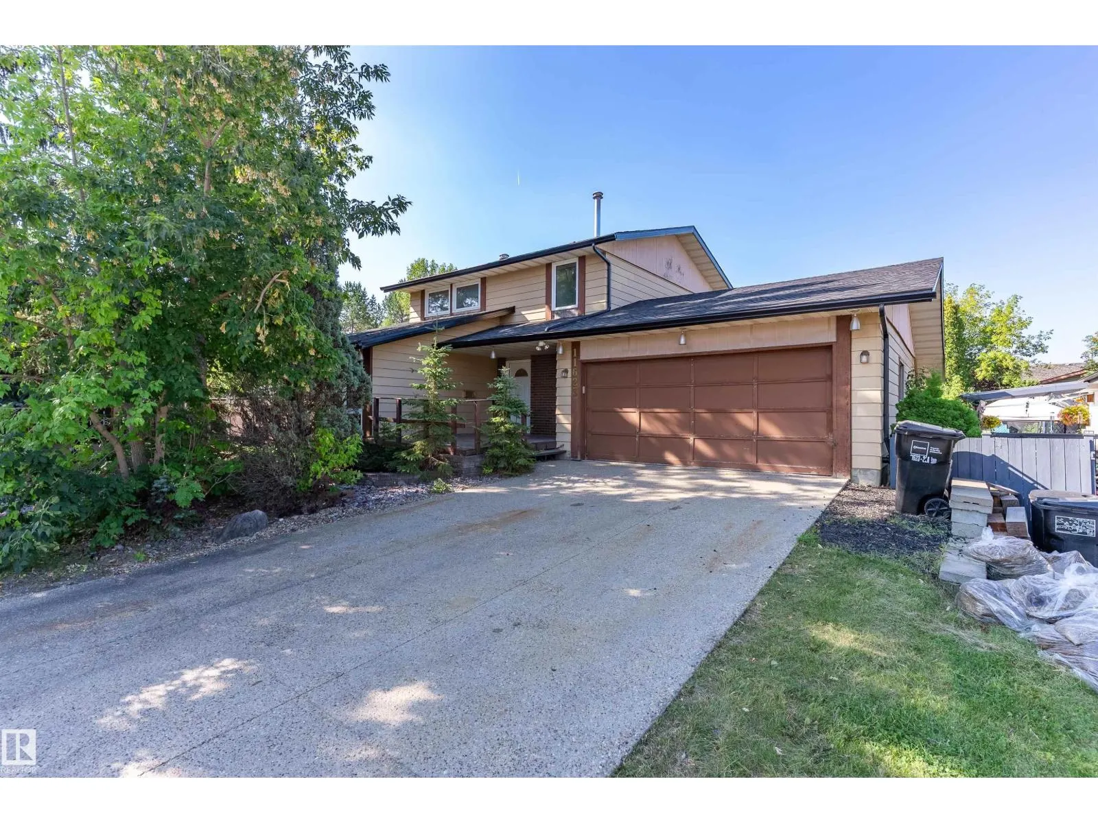 11623 32A AV NW