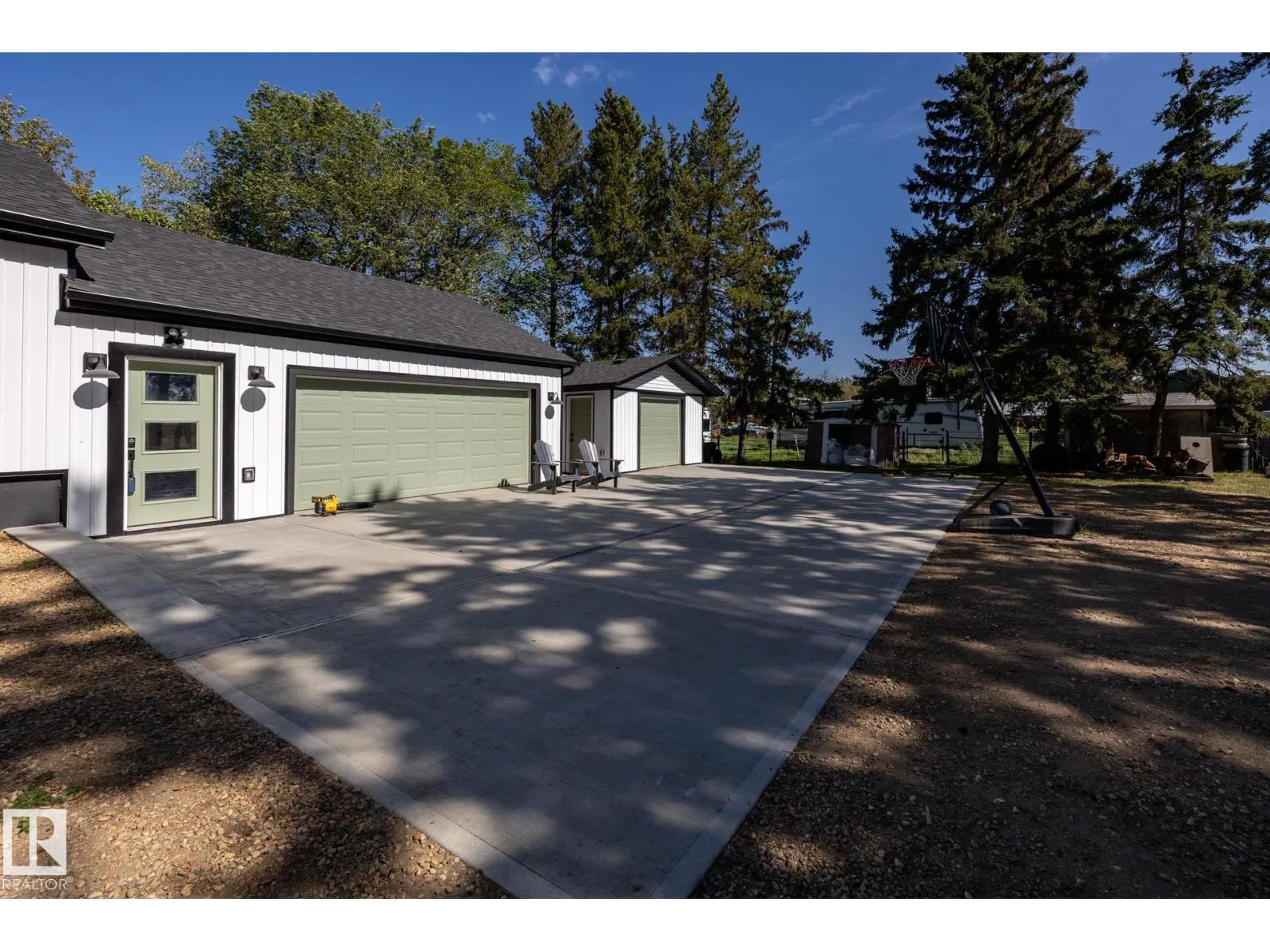 22355 HWY 623