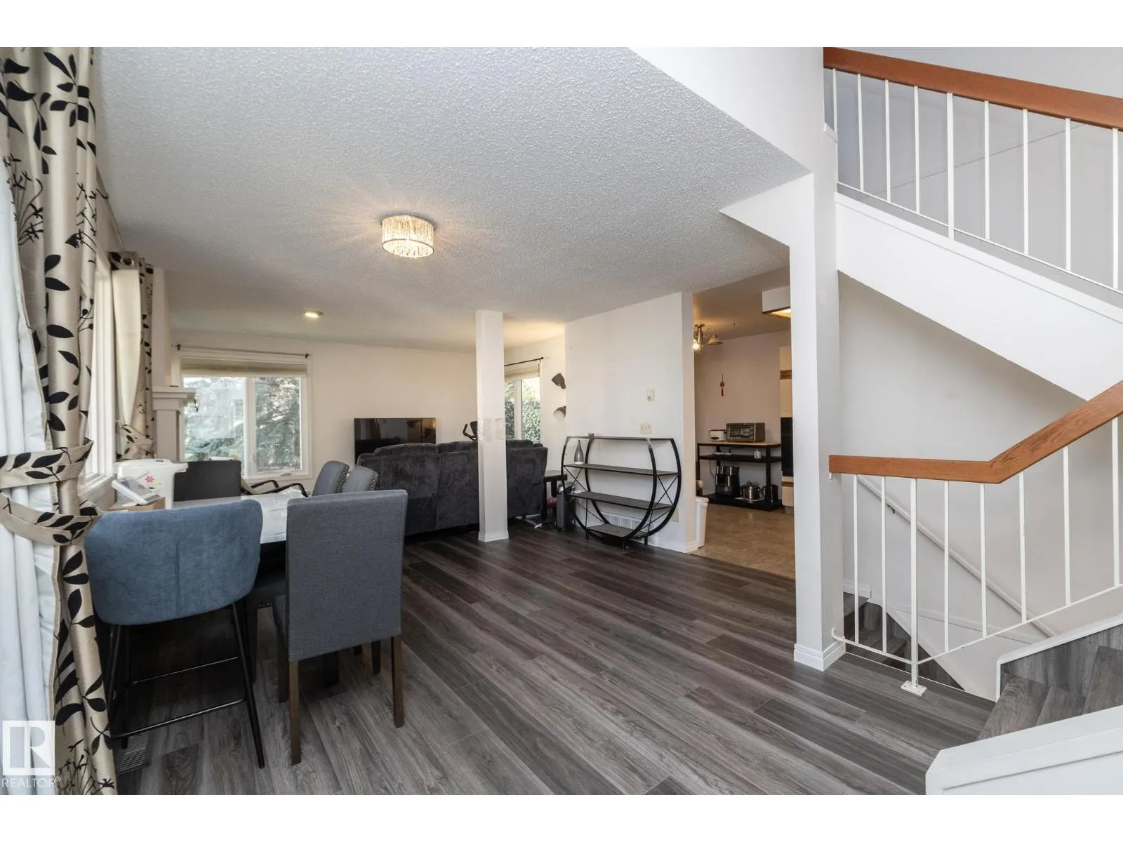 14834 43 AV NW NW