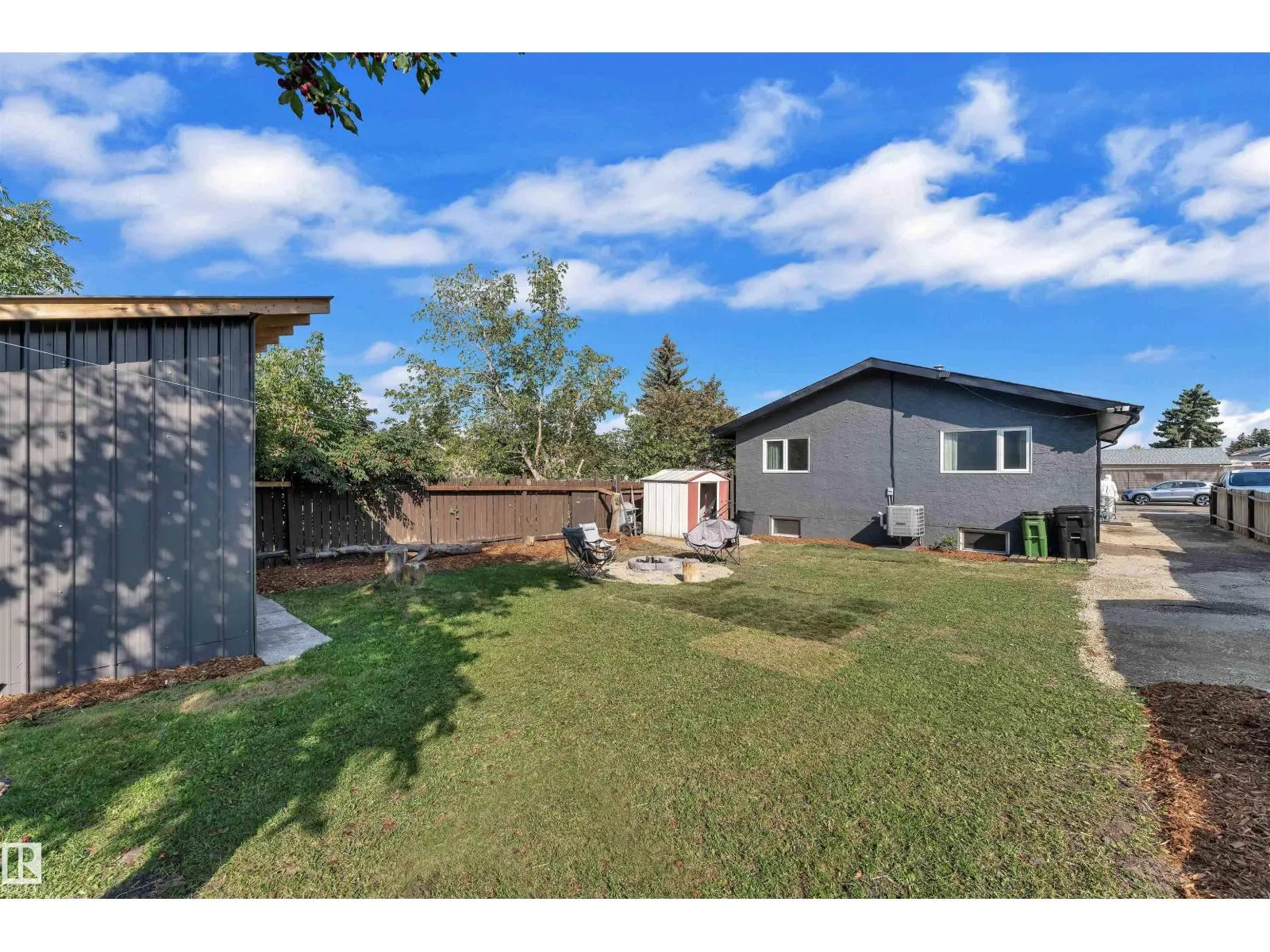 3711 17A AV NW