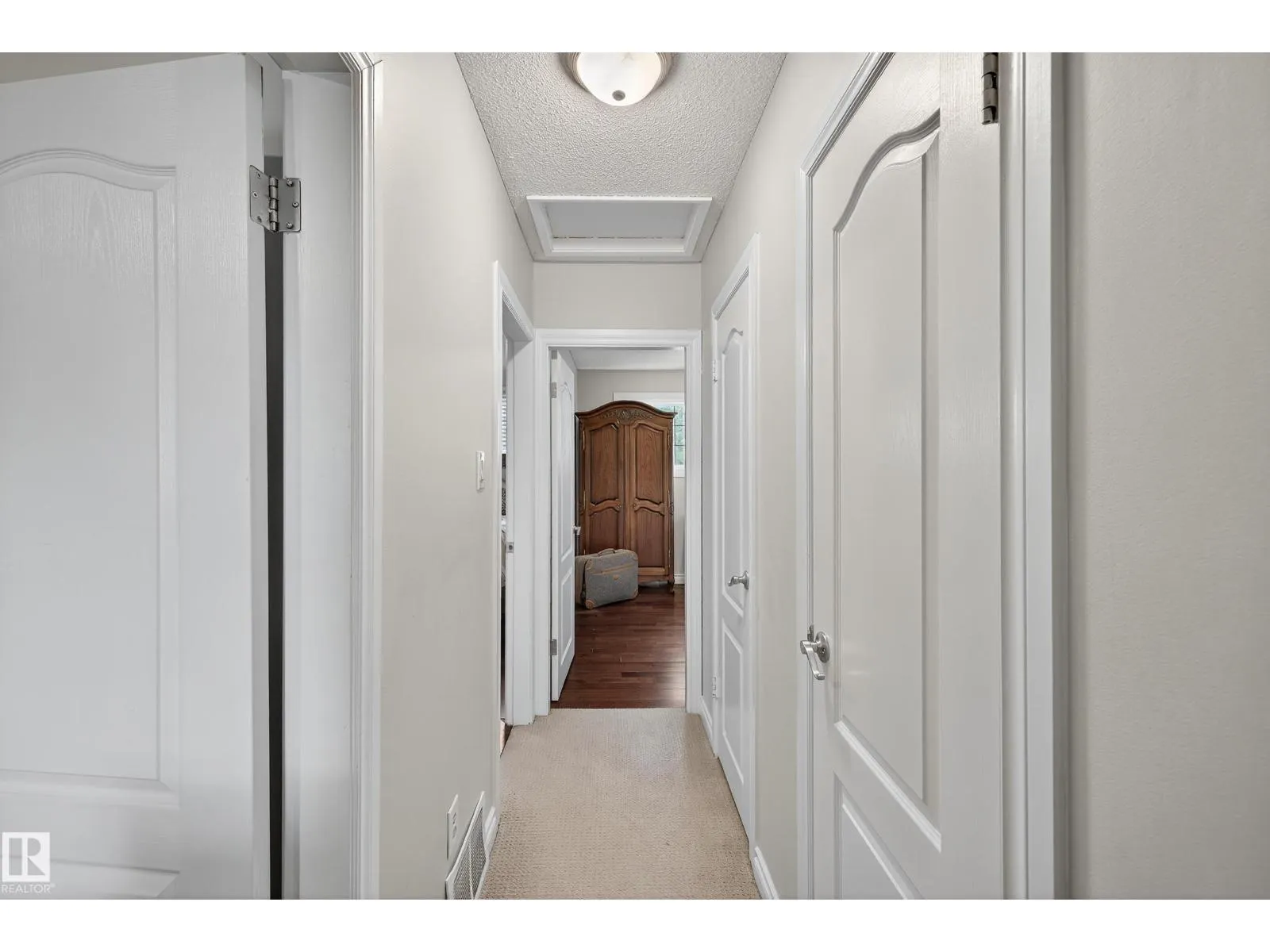 11447 39 AV NW