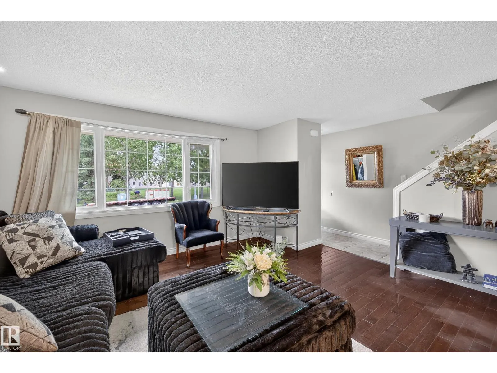 11447 39 AV NW