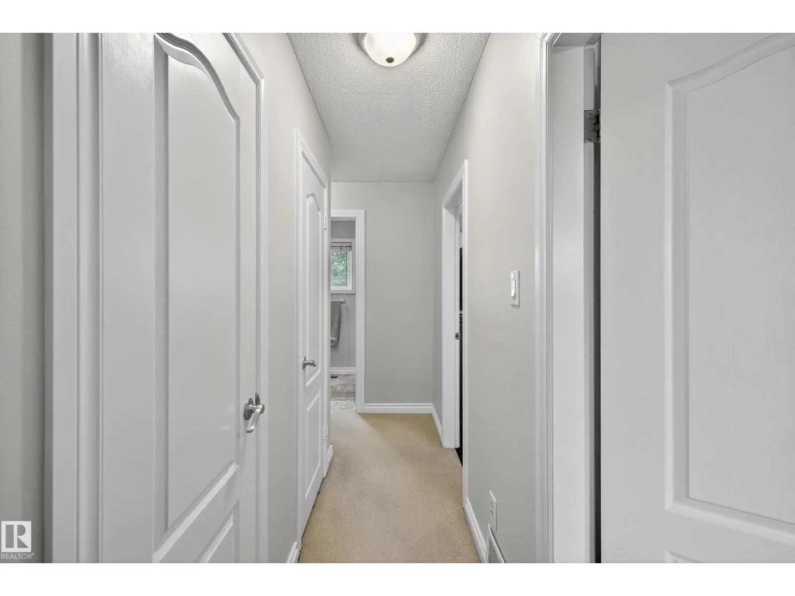 11447 39 AV NW