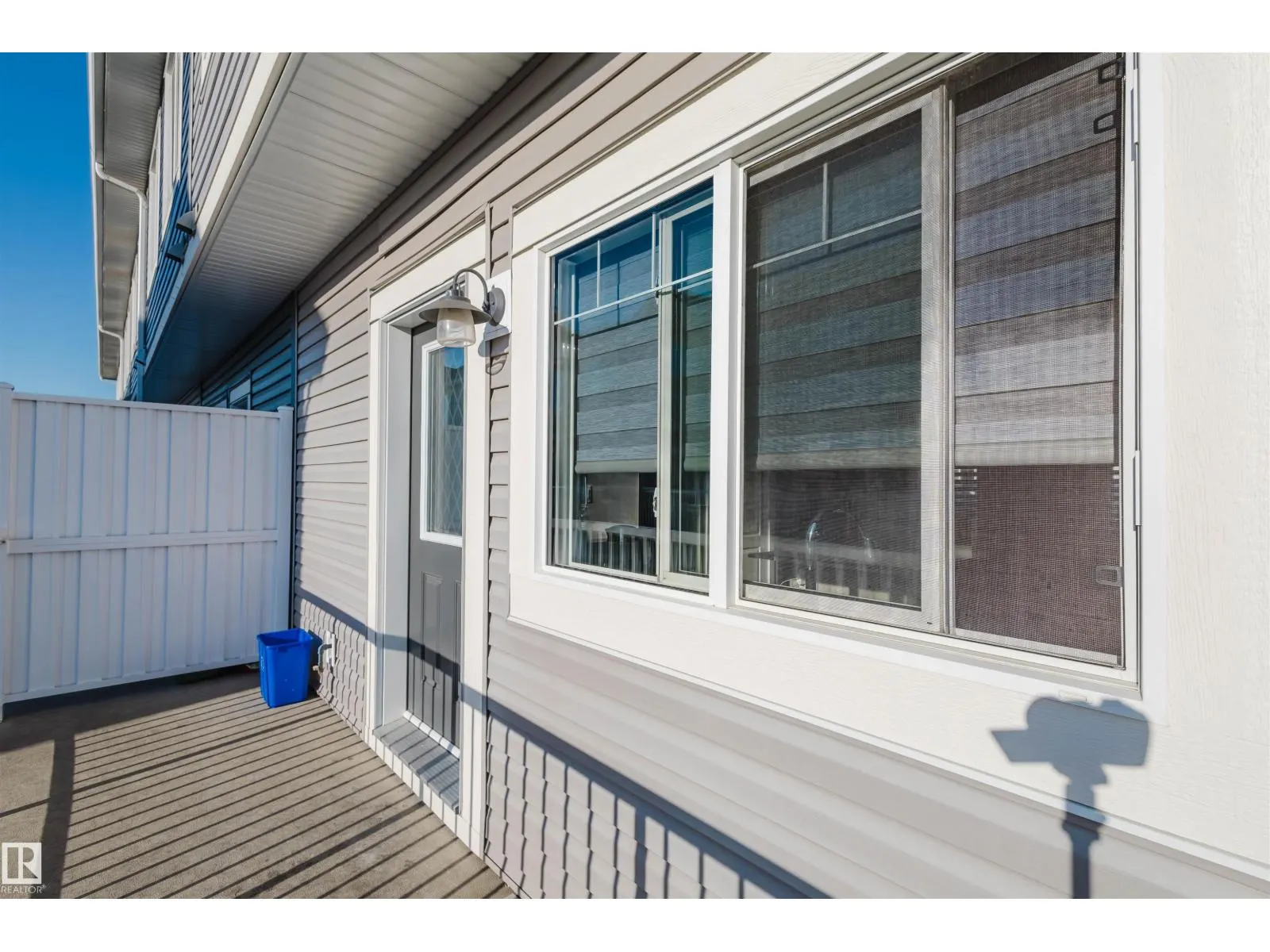 #41 2215 24 ST NW