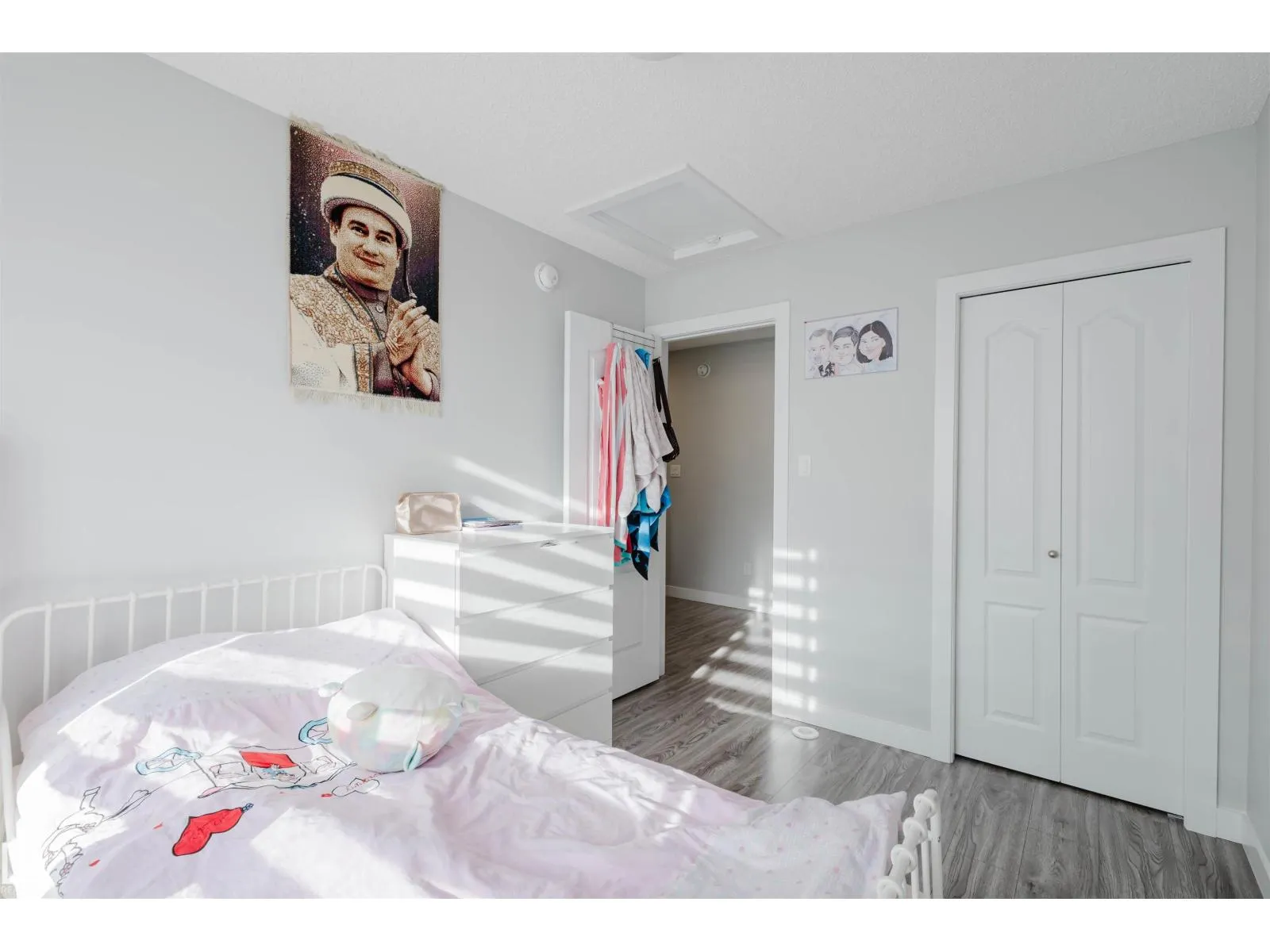 #41 2215 24 ST NW