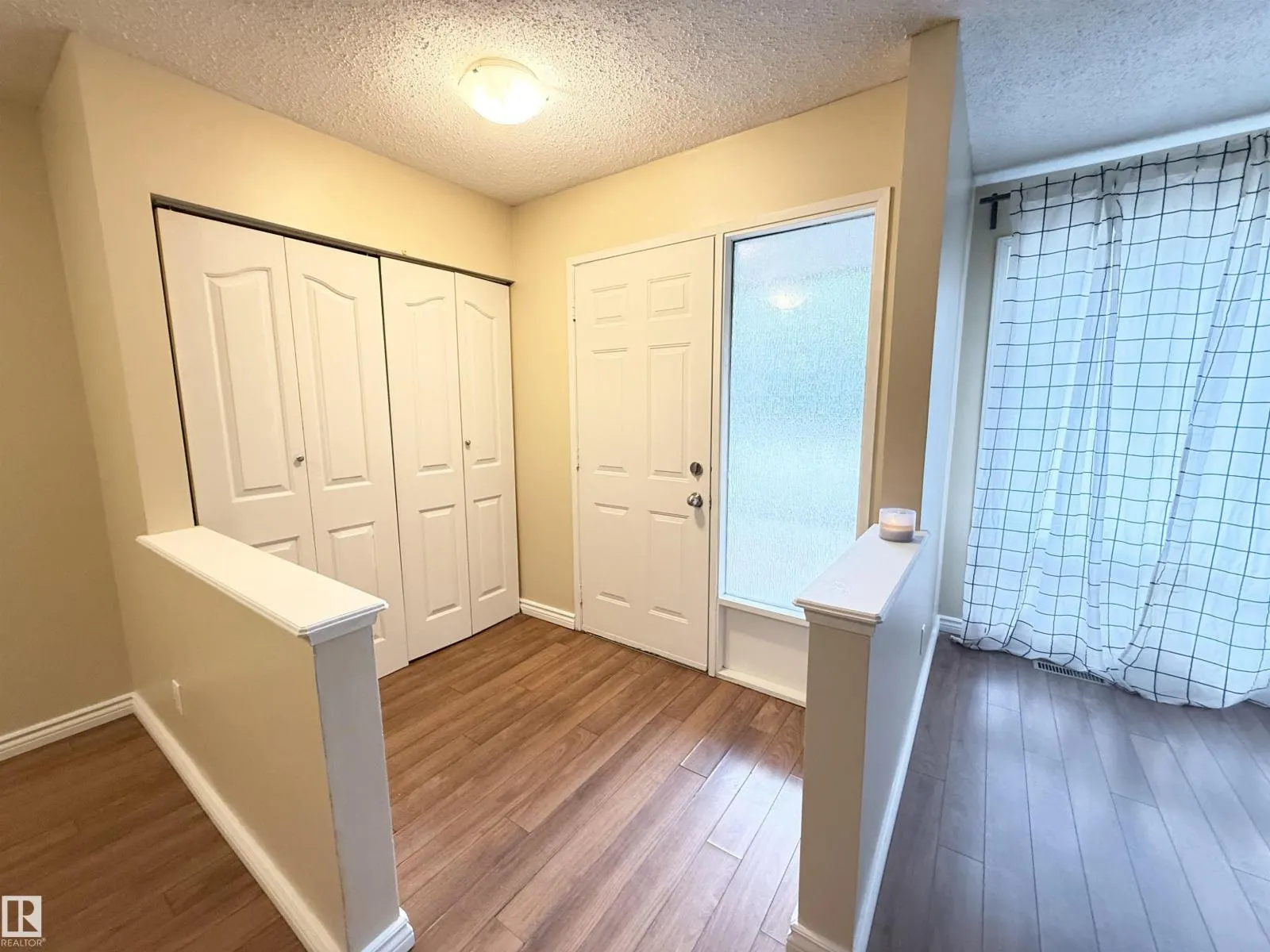 11805 32A AV NW