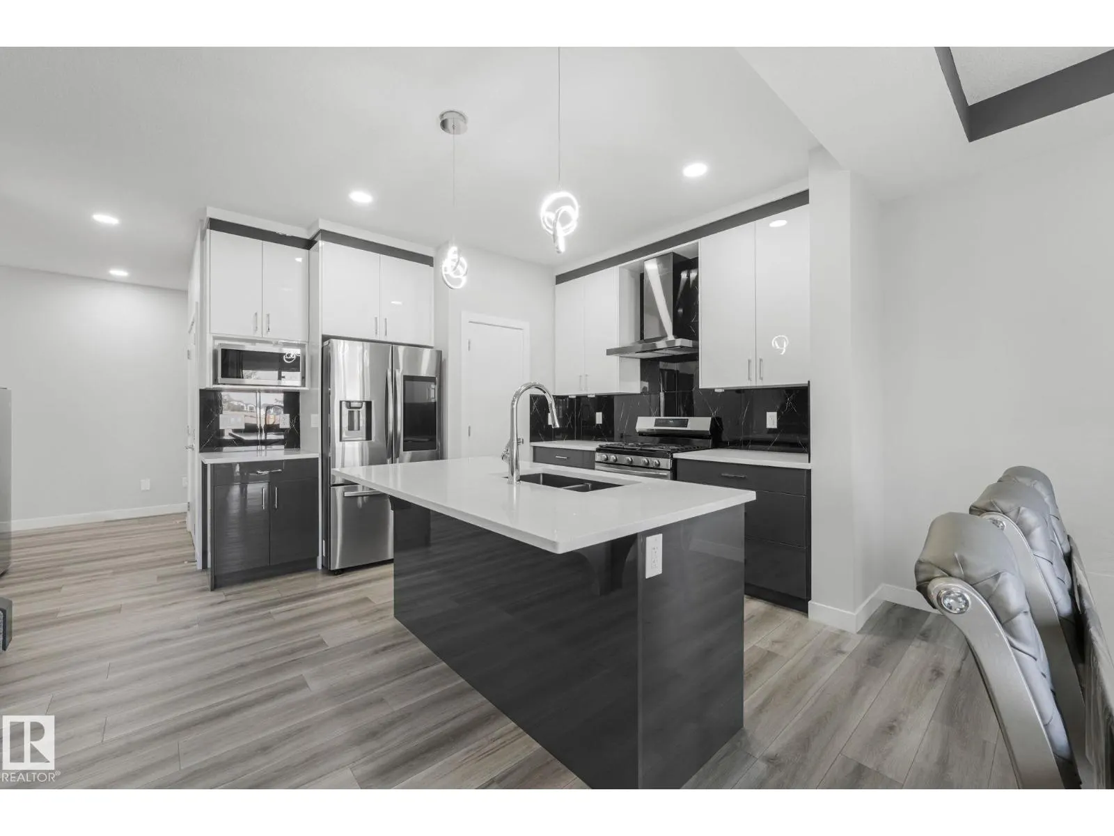 5325 KIMBALL PL SW