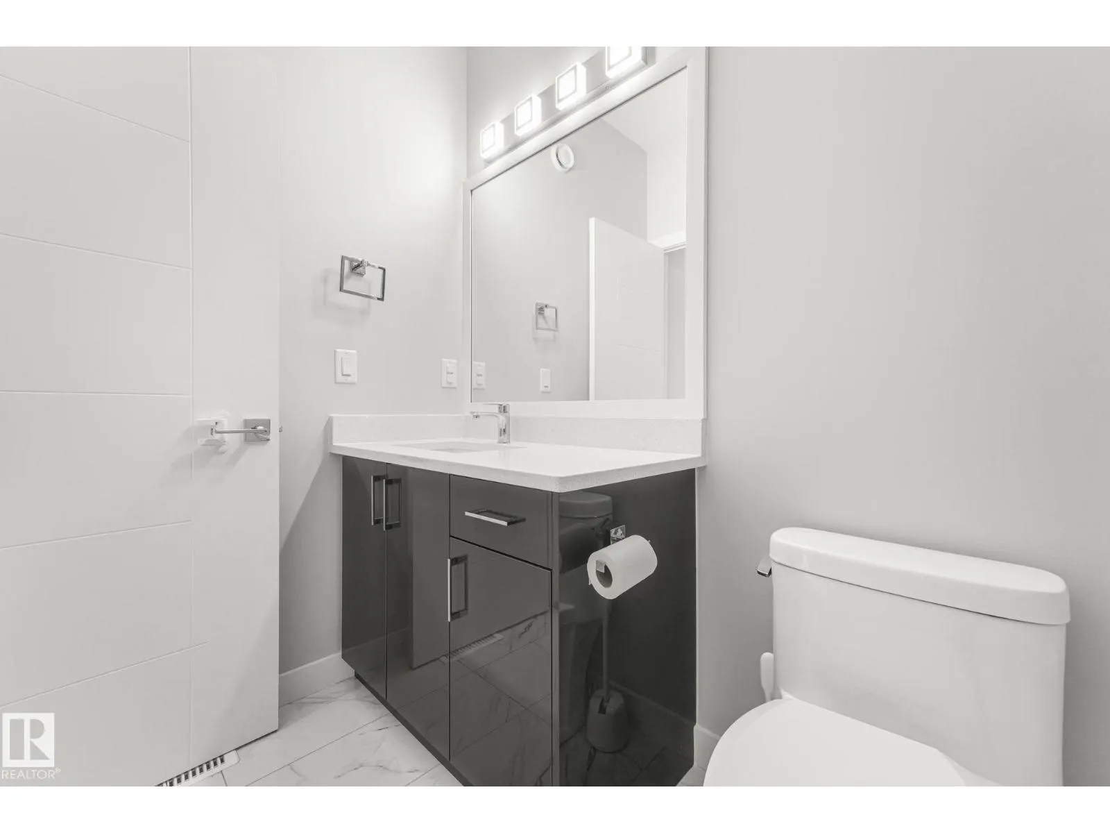 5325 KIMBALL PL SW