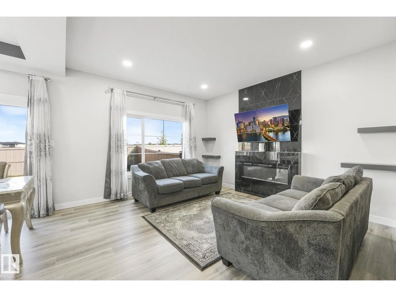5325 KIMBALL PL SW