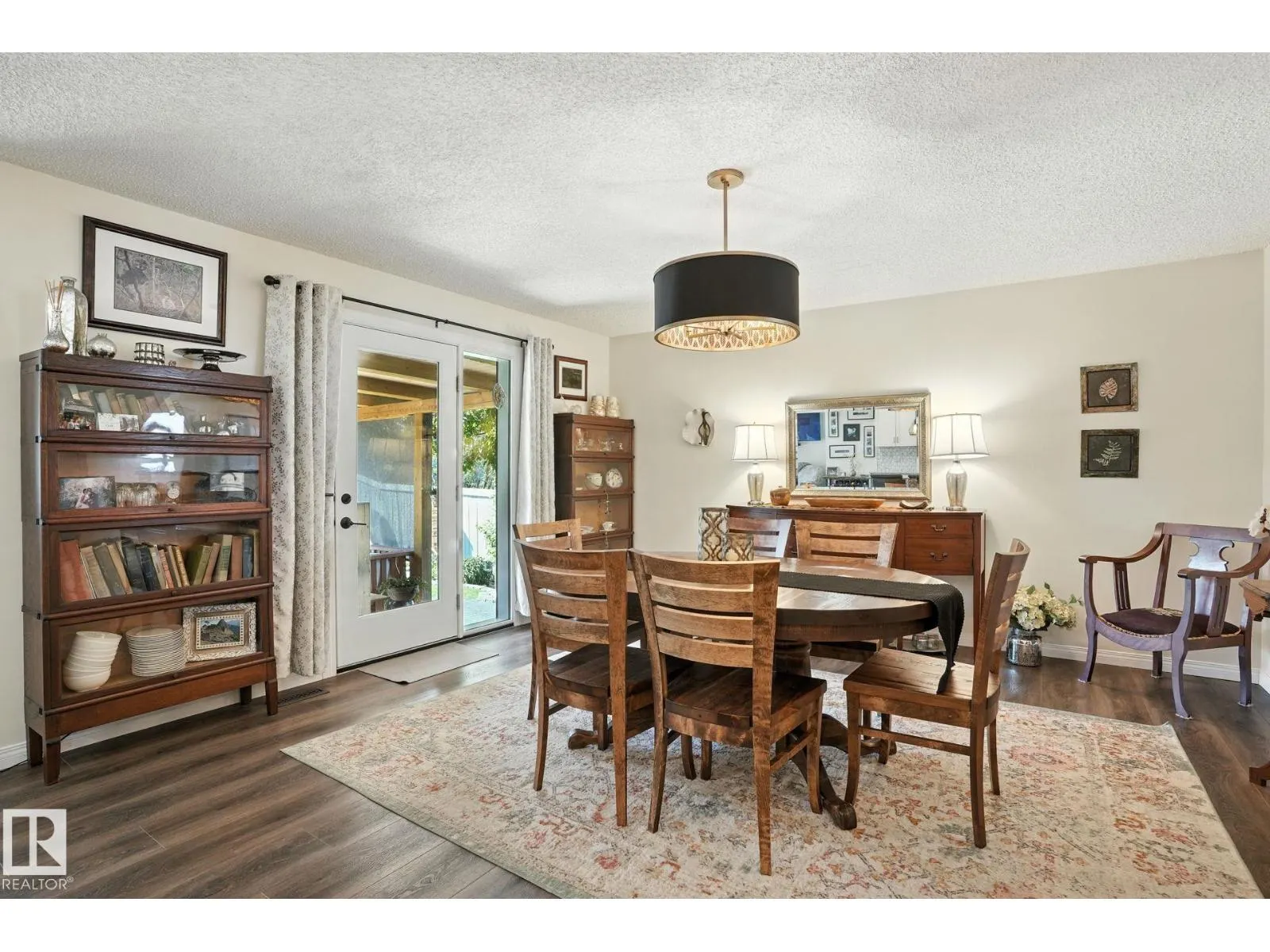 53 CREEKSIDE WY