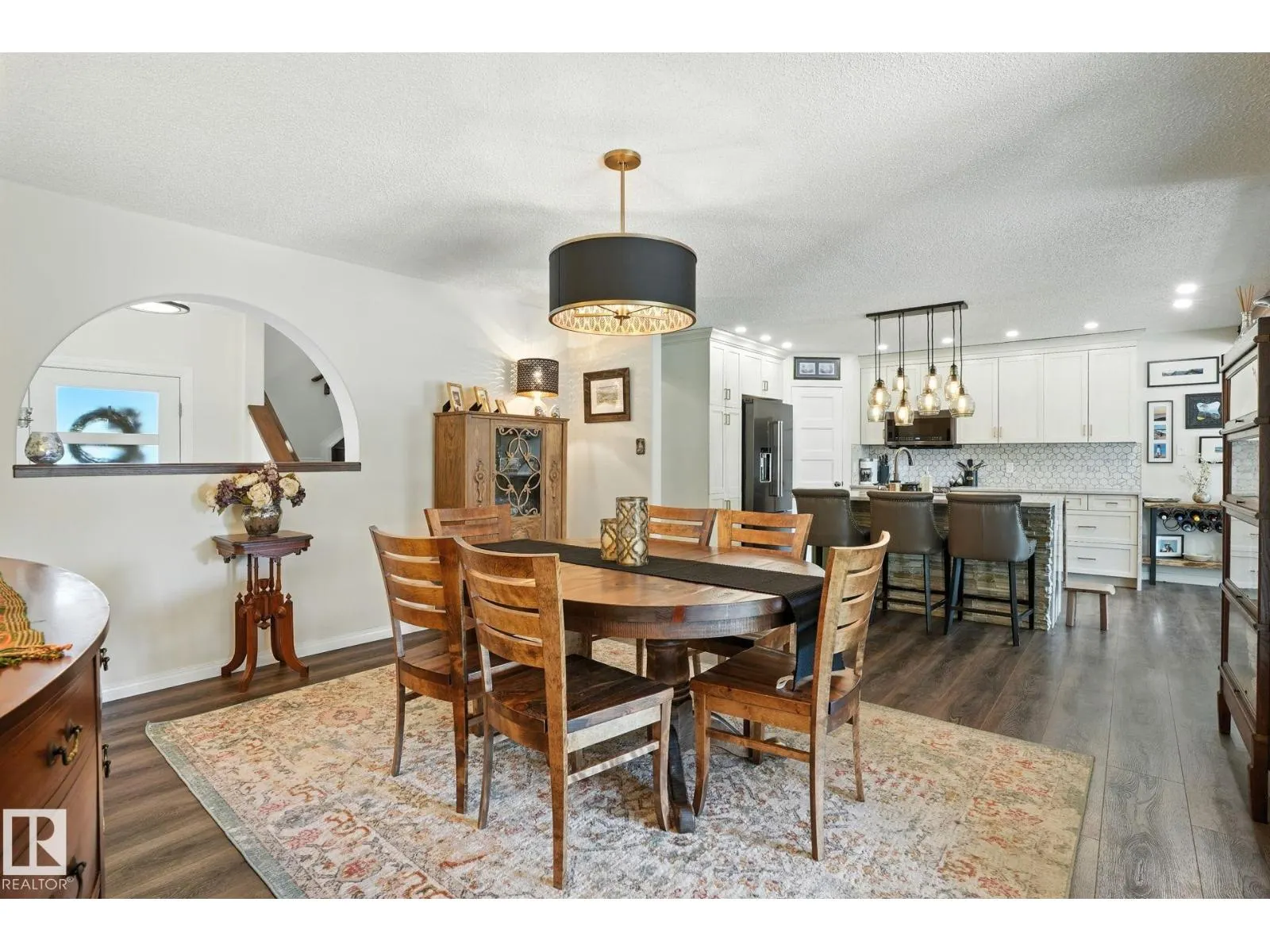 53 CREEKSIDE WY