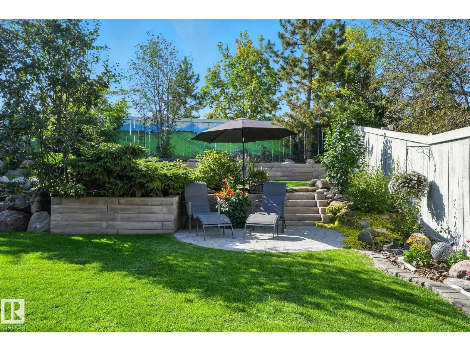 53 CREEKSIDE WY
