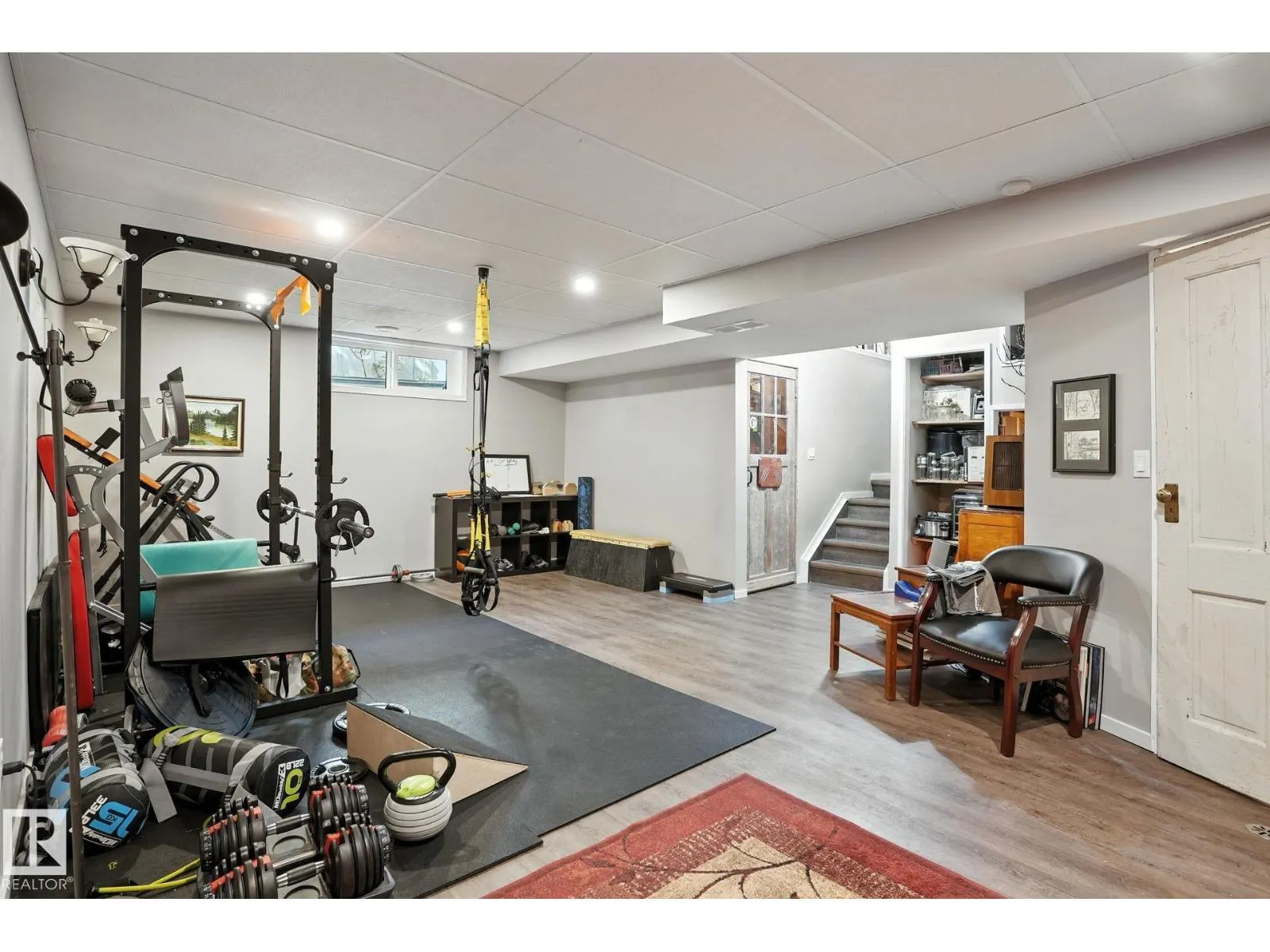 53 CREEKSIDE WY
