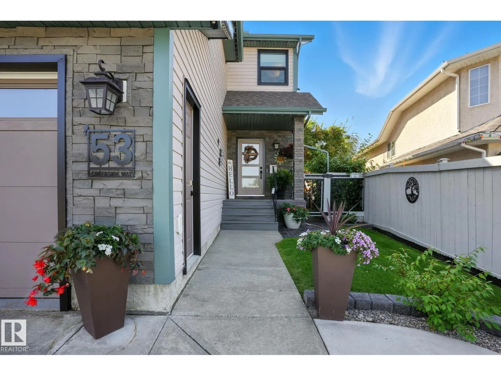 53 CREEKSIDE WY