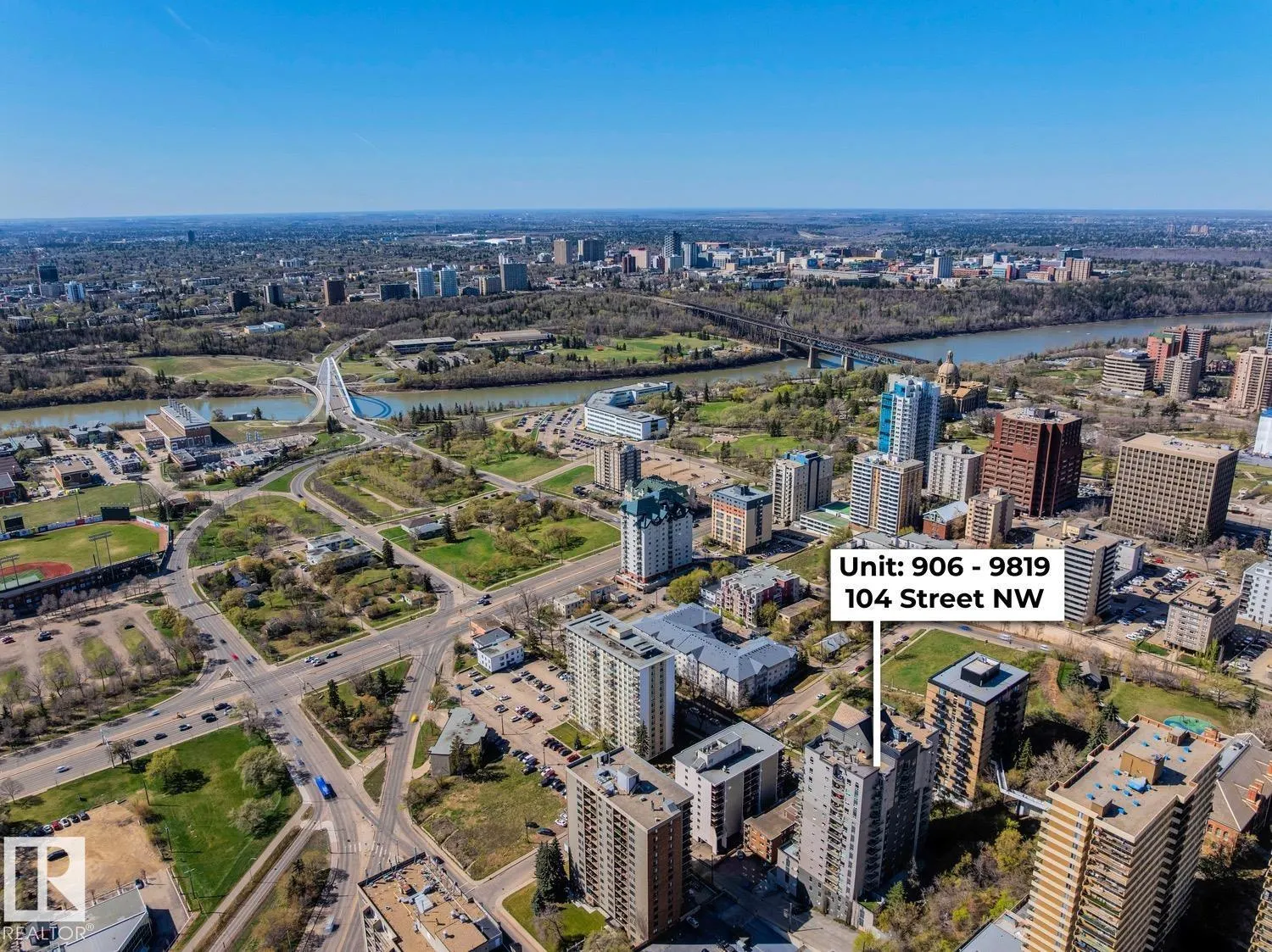 #906 9819 104 ST NW