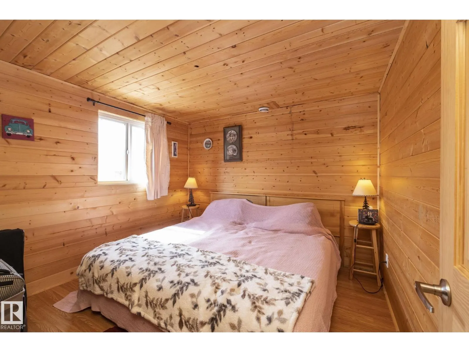 #260 465015 Range Road 63A