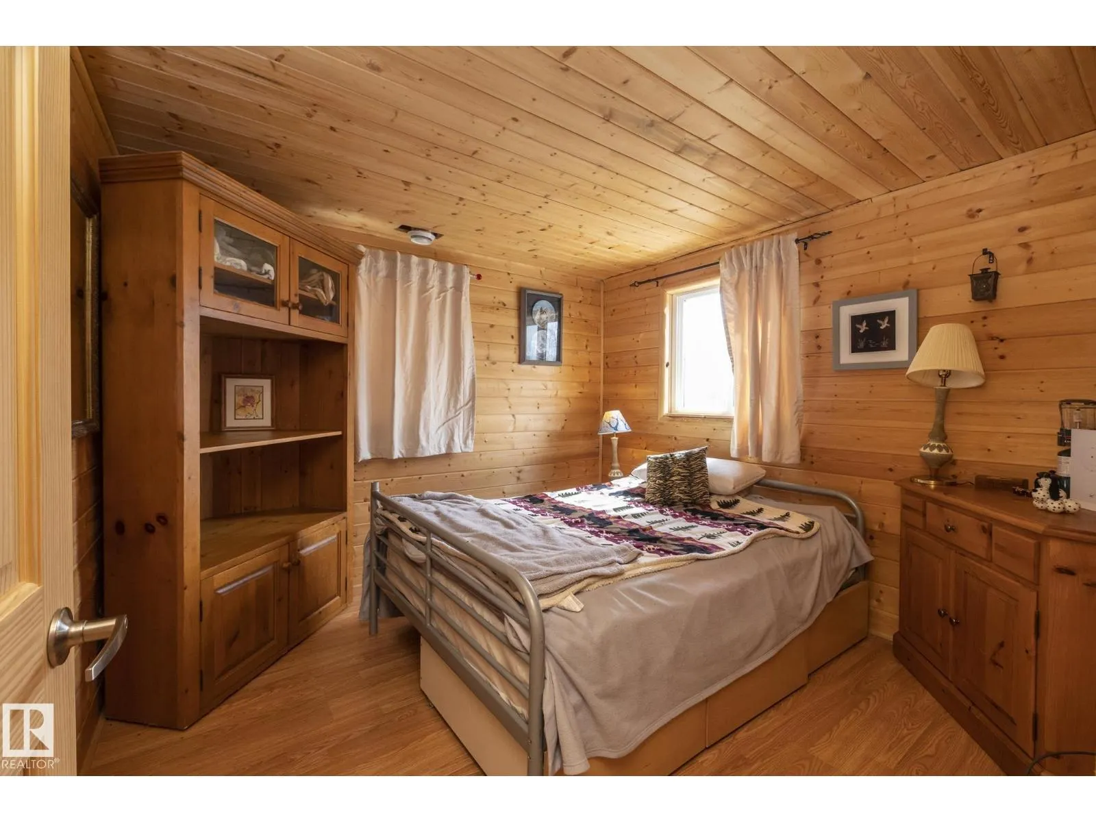 #260 465015 Range Road 63A