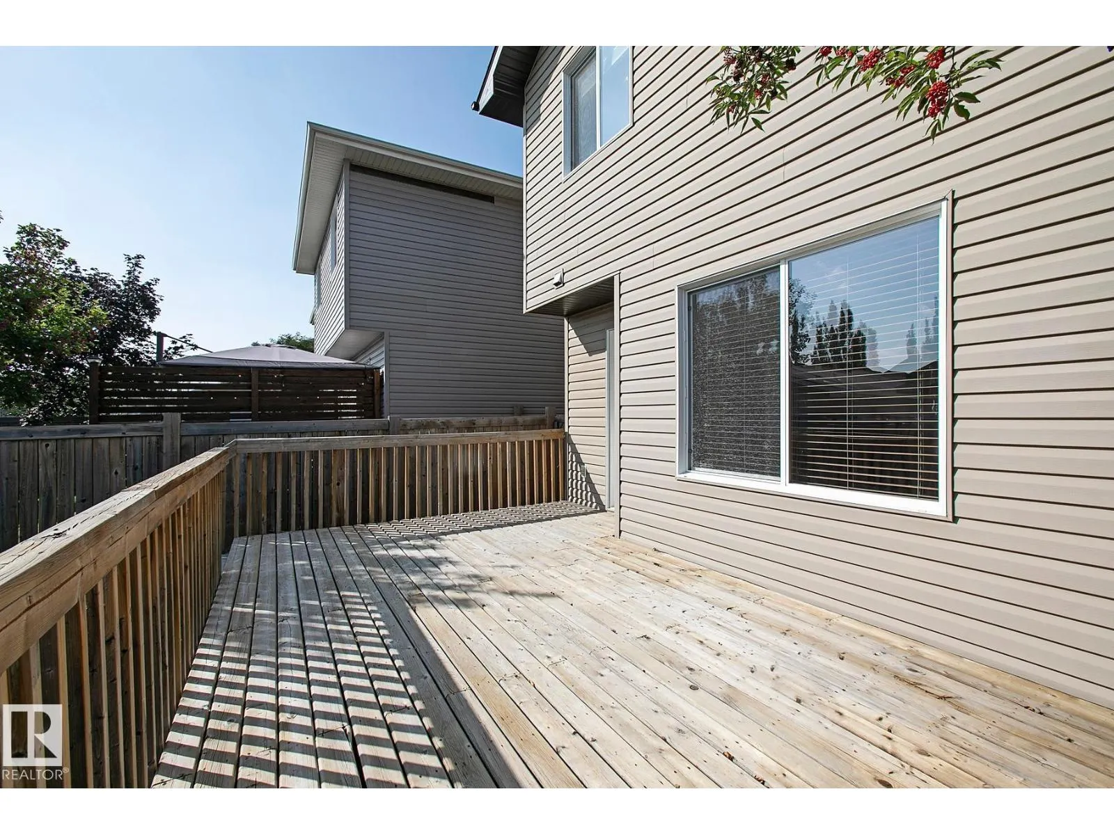 16405 58 ST NW