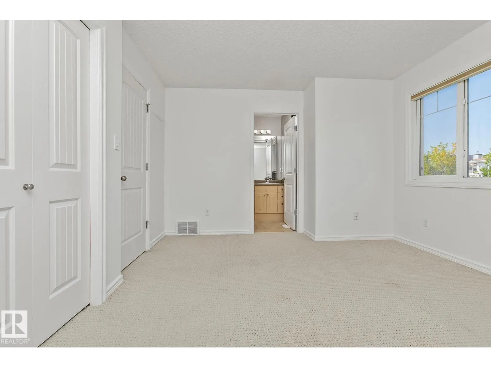 16405 58 ST NW