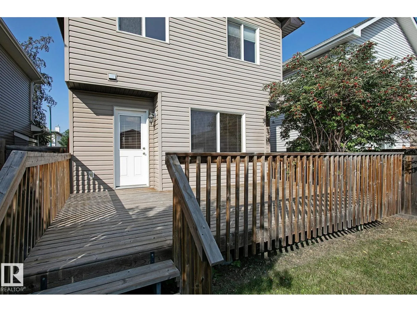 16405 58 ST NW