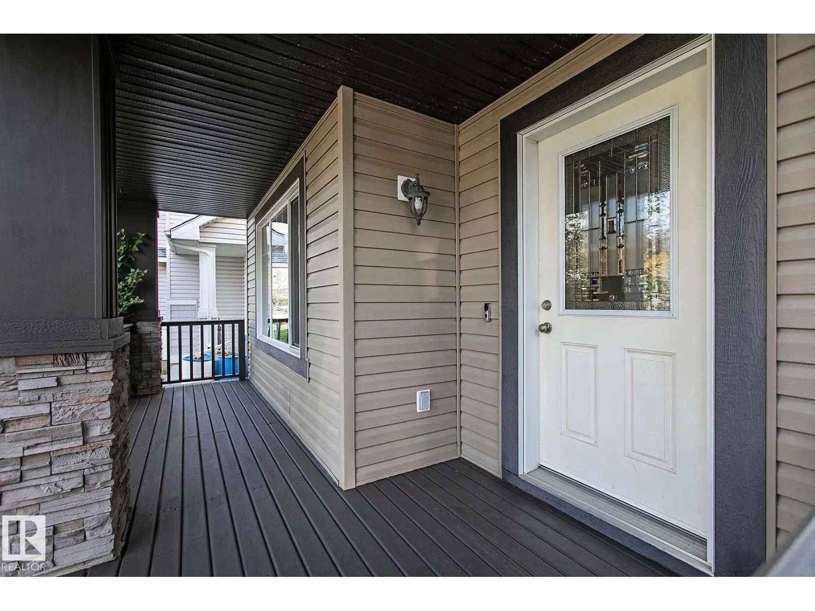 16405 58 ST NW