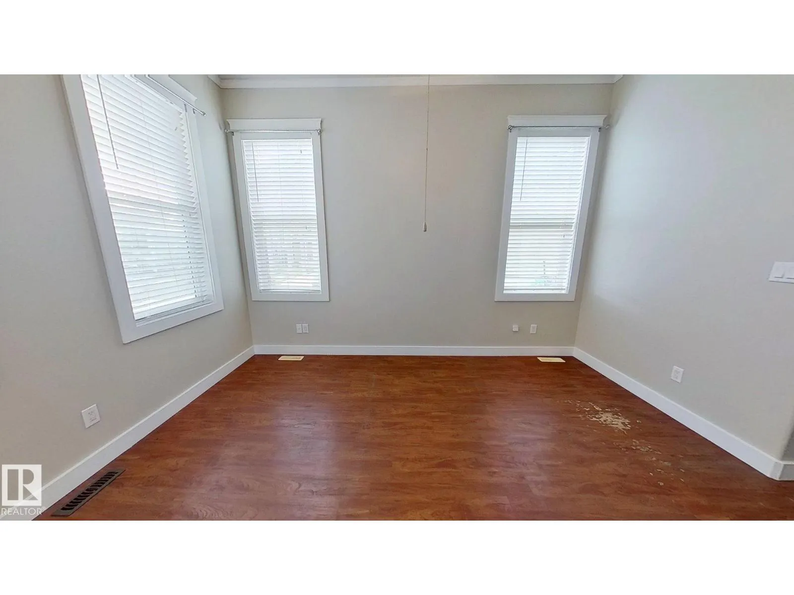 4904 51 ST