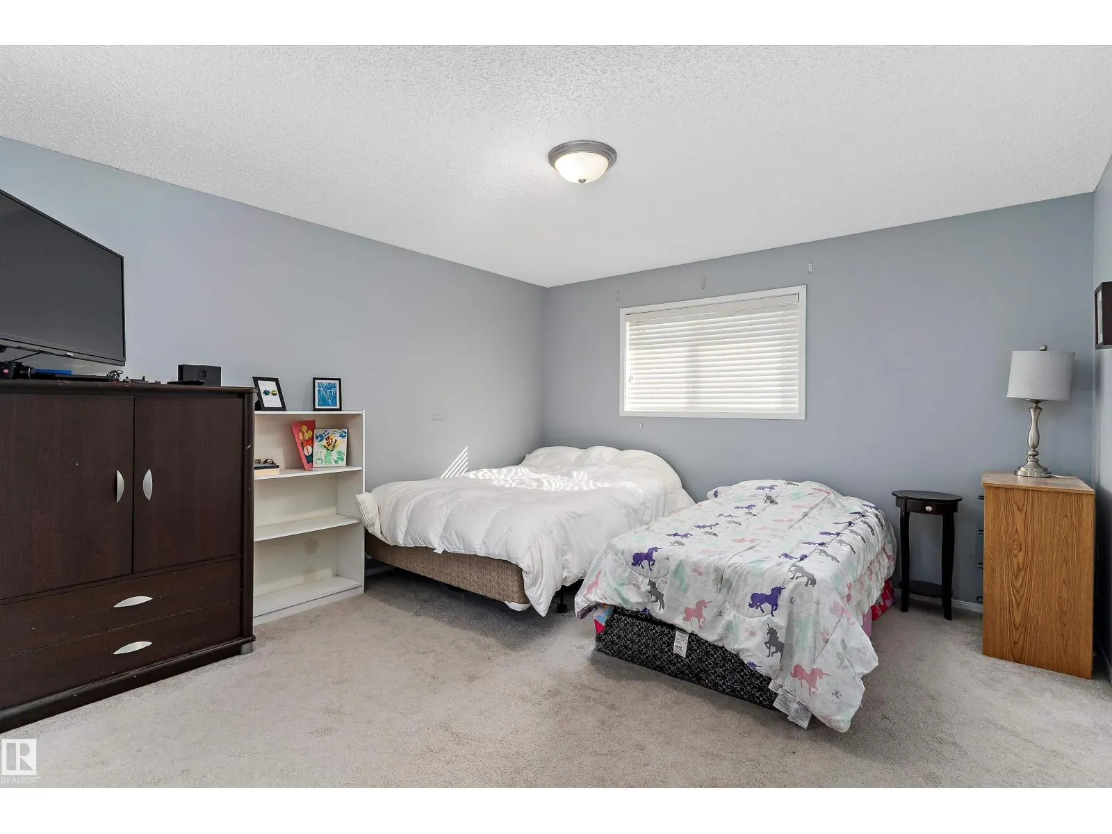 17 CROCUS WY