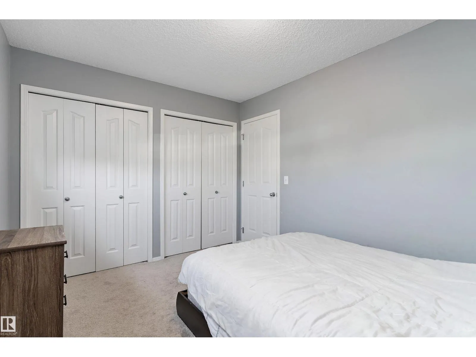 17 CROCUS WY
