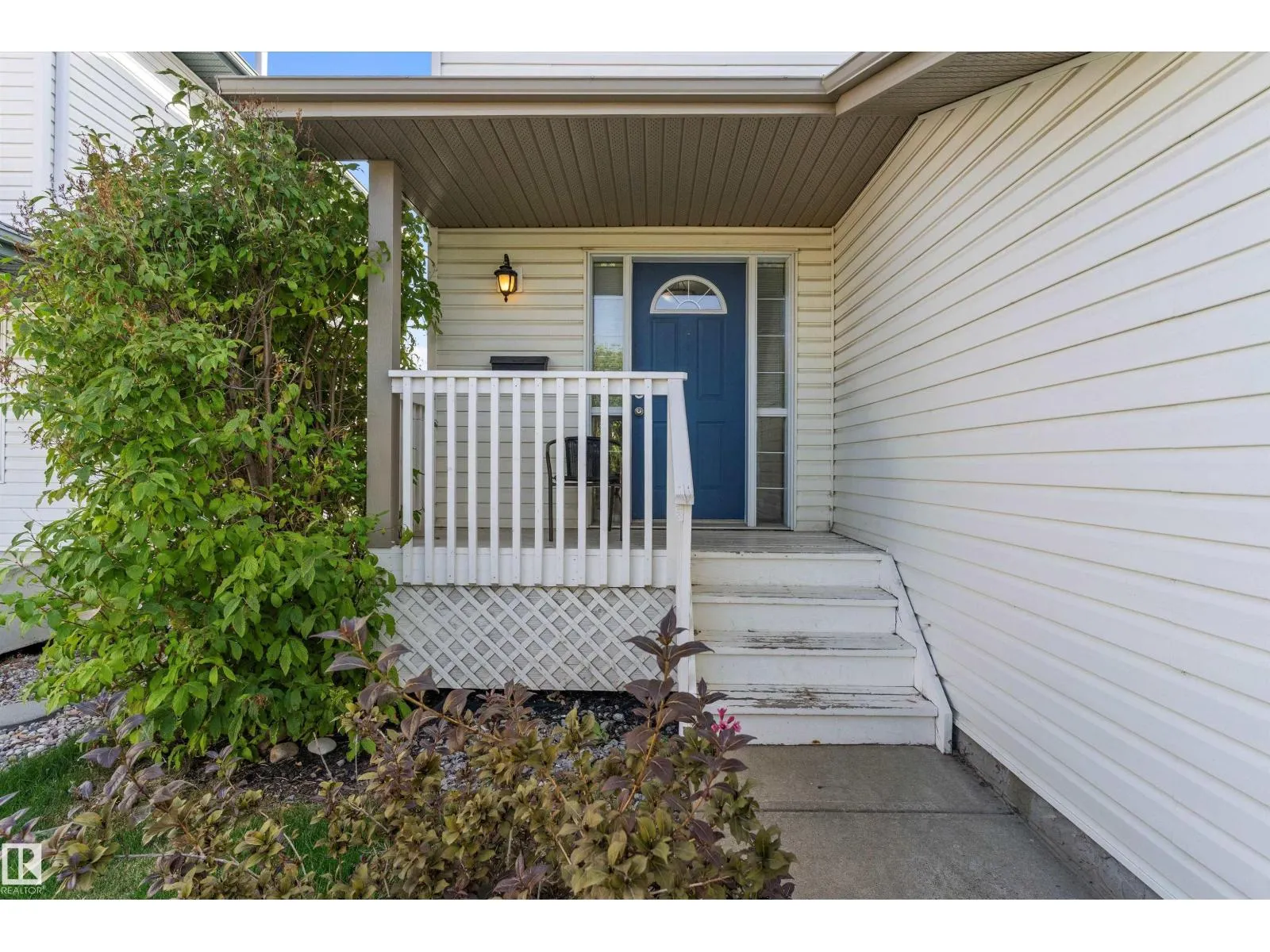 17 CROCUS WY