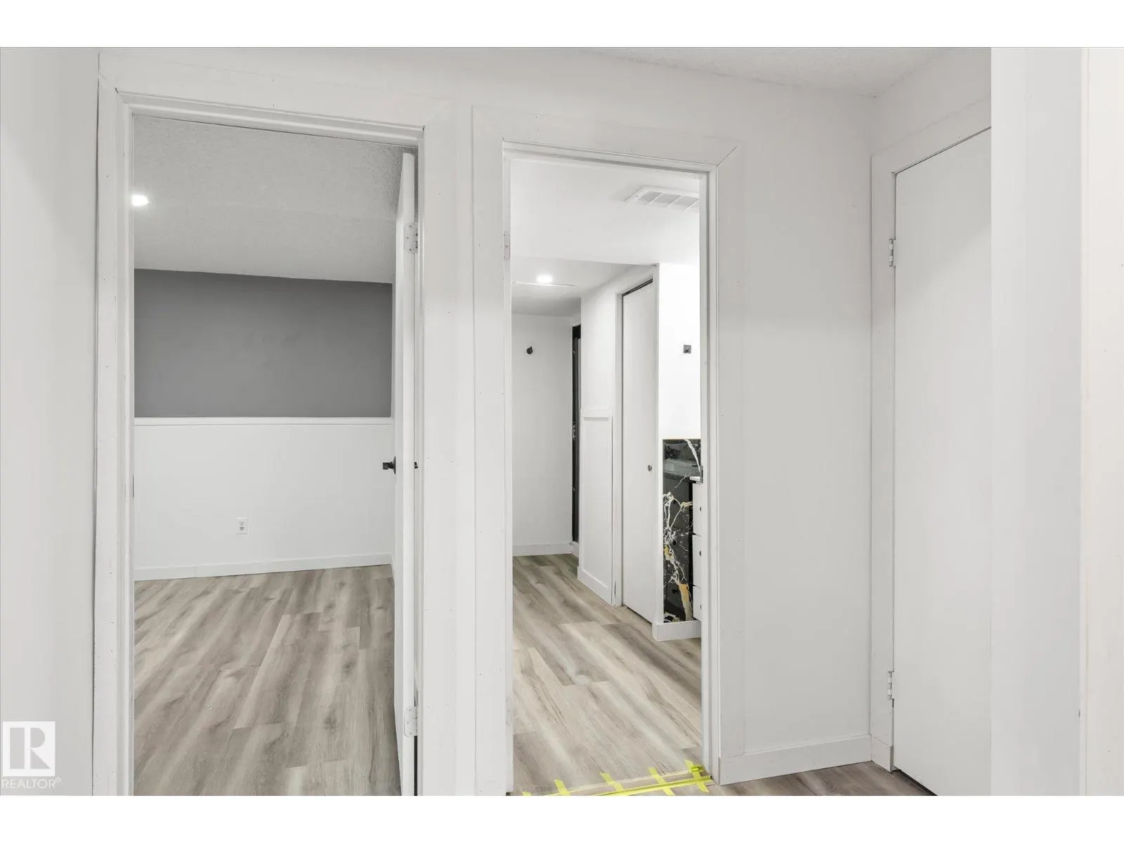 4528 29 AV NW