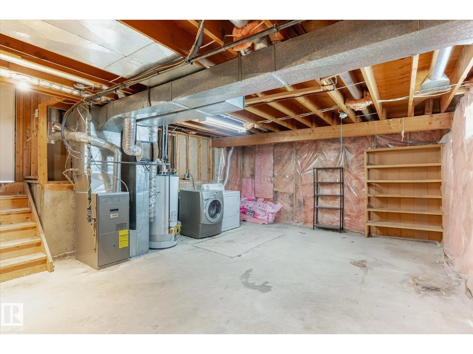 4528 29 AV NW