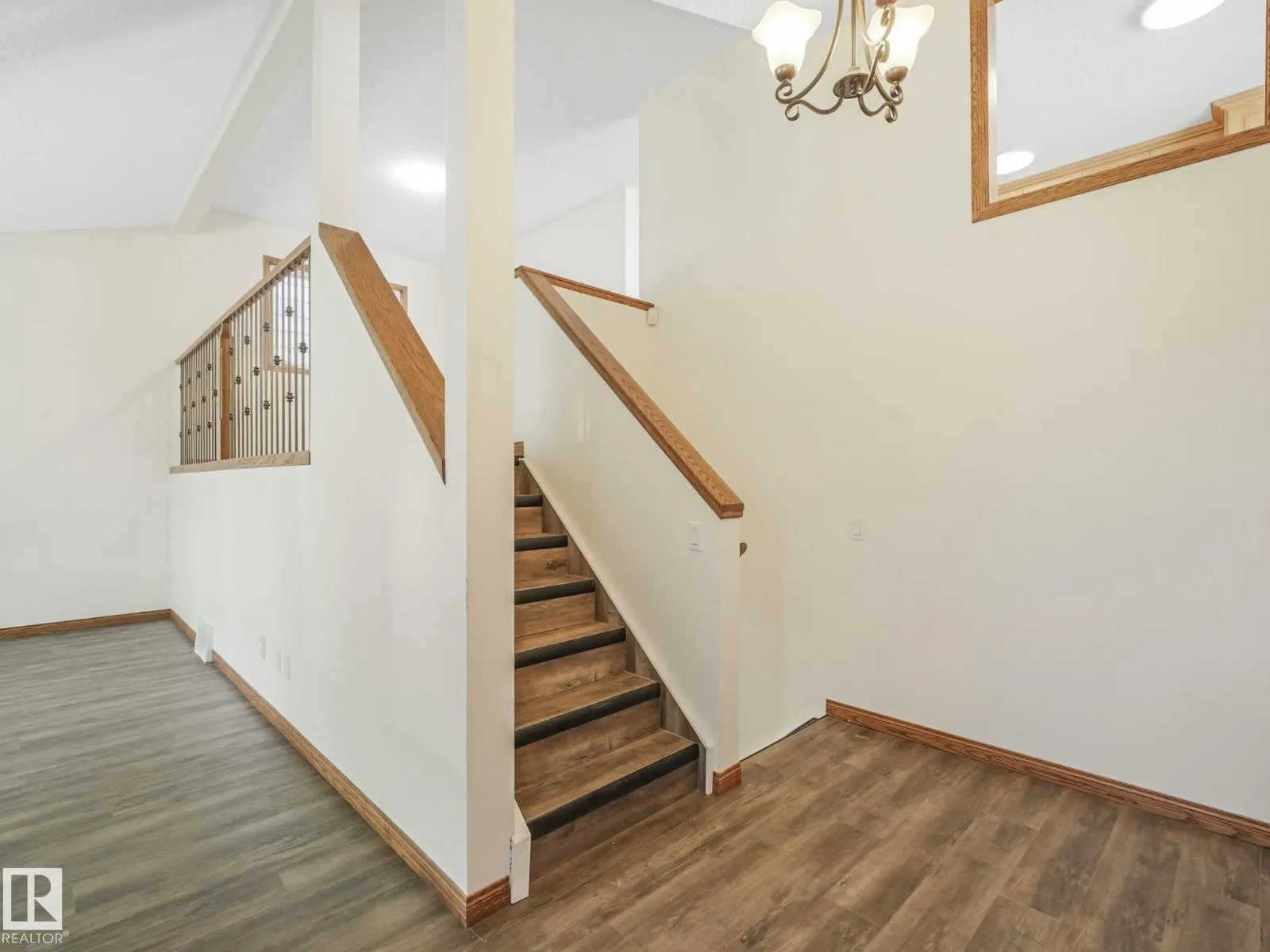 16812 95 ST NW