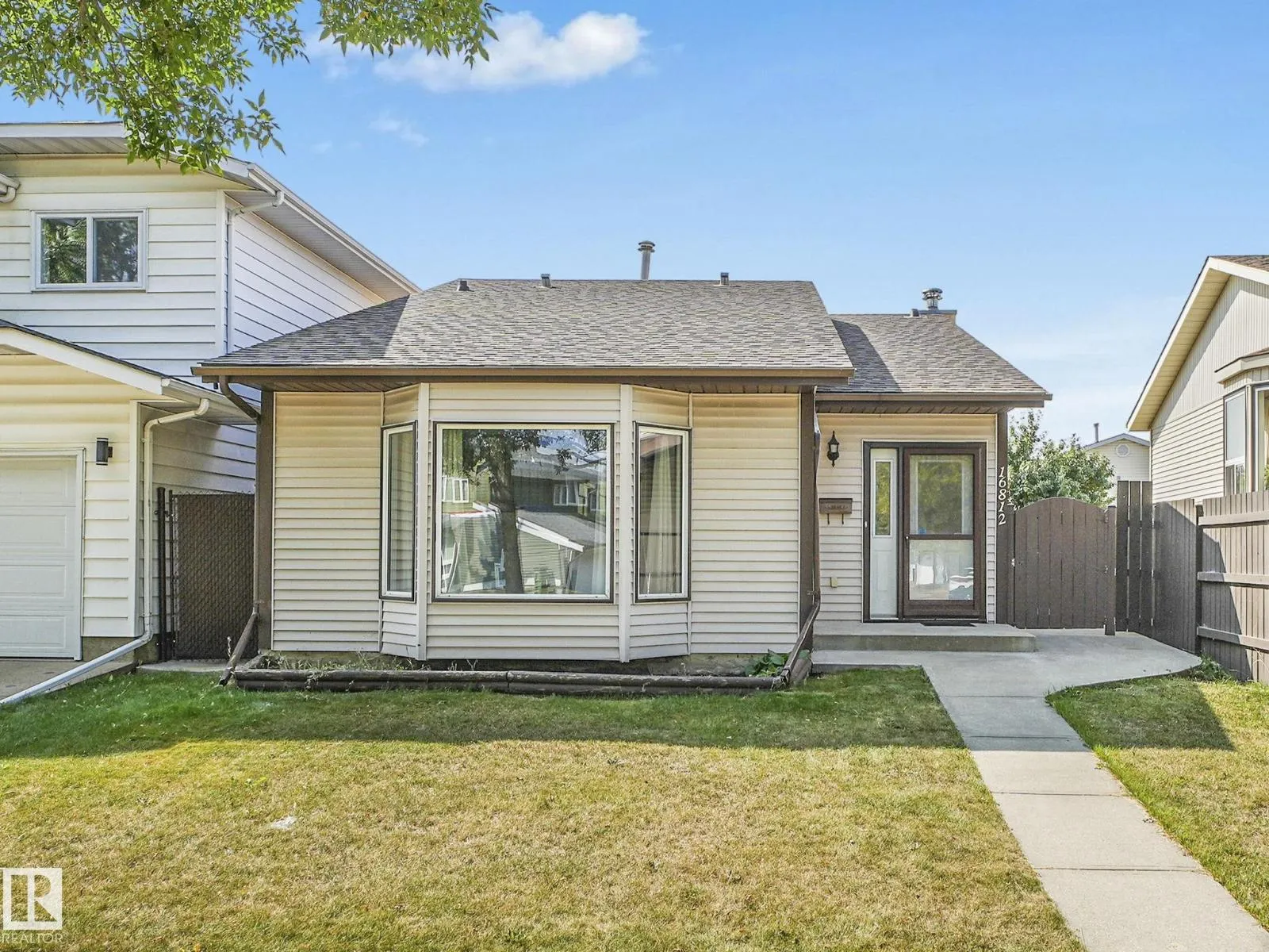 16812 95 ST NW