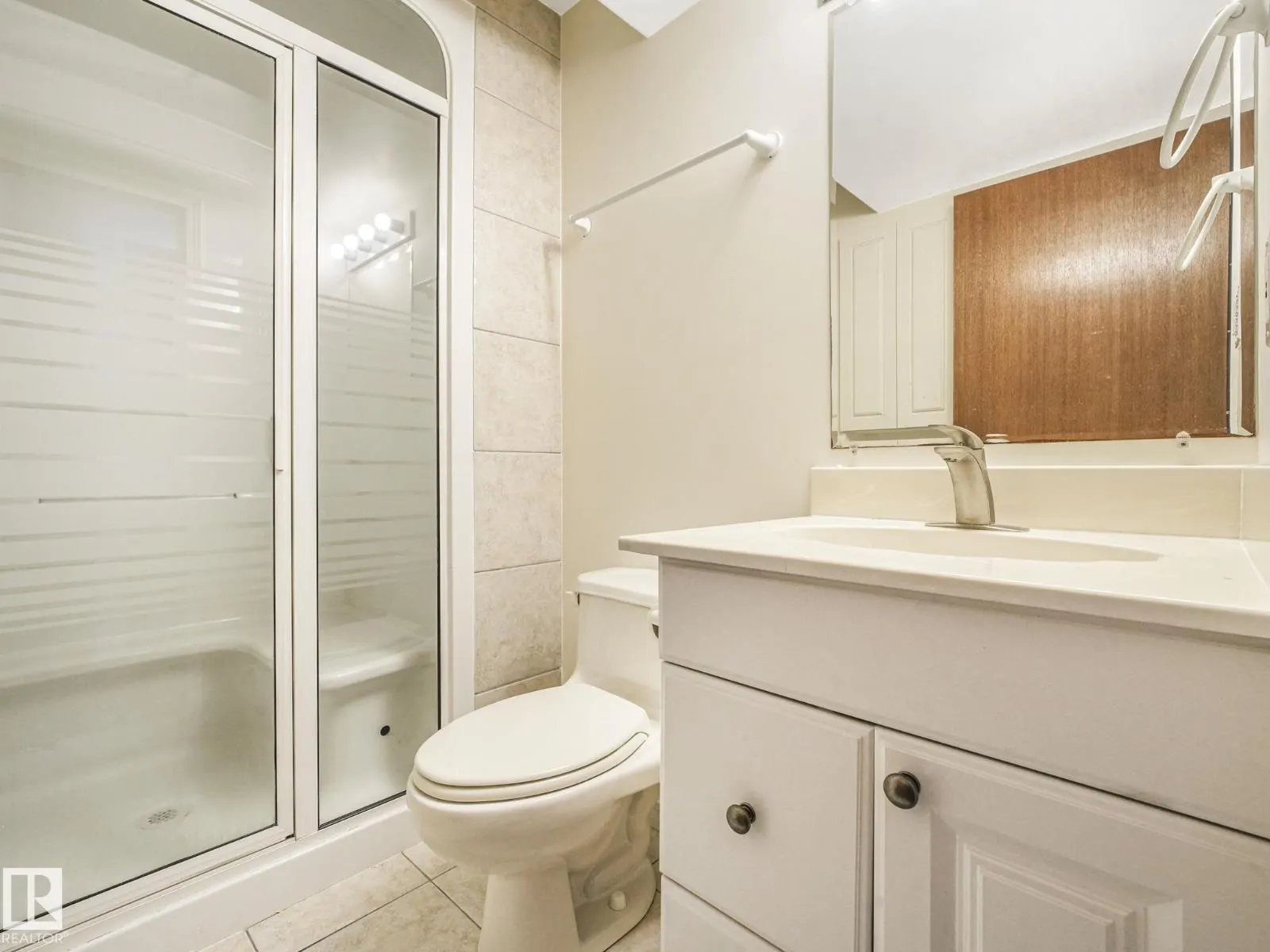 16812 95 ST NW
