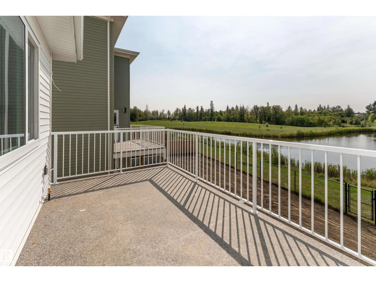 39 MAPLE CR