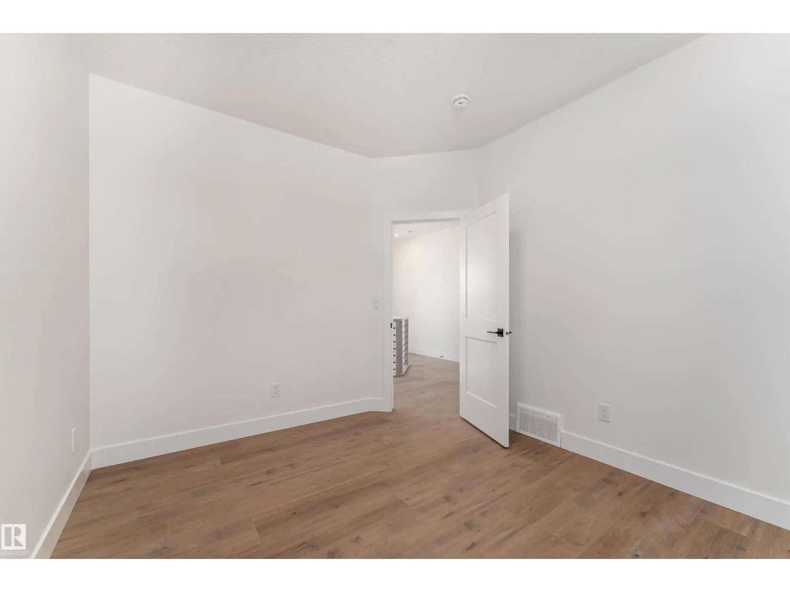 39 MAPLE CR
