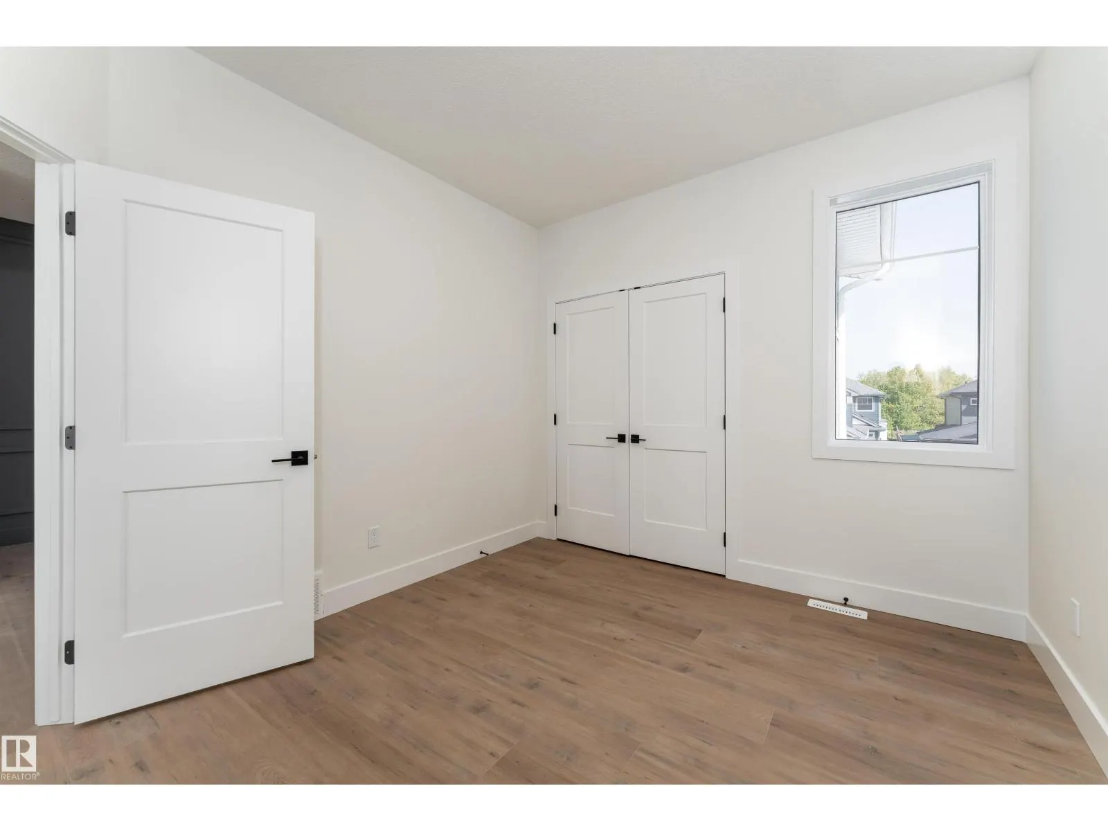 39 MAPLE CR