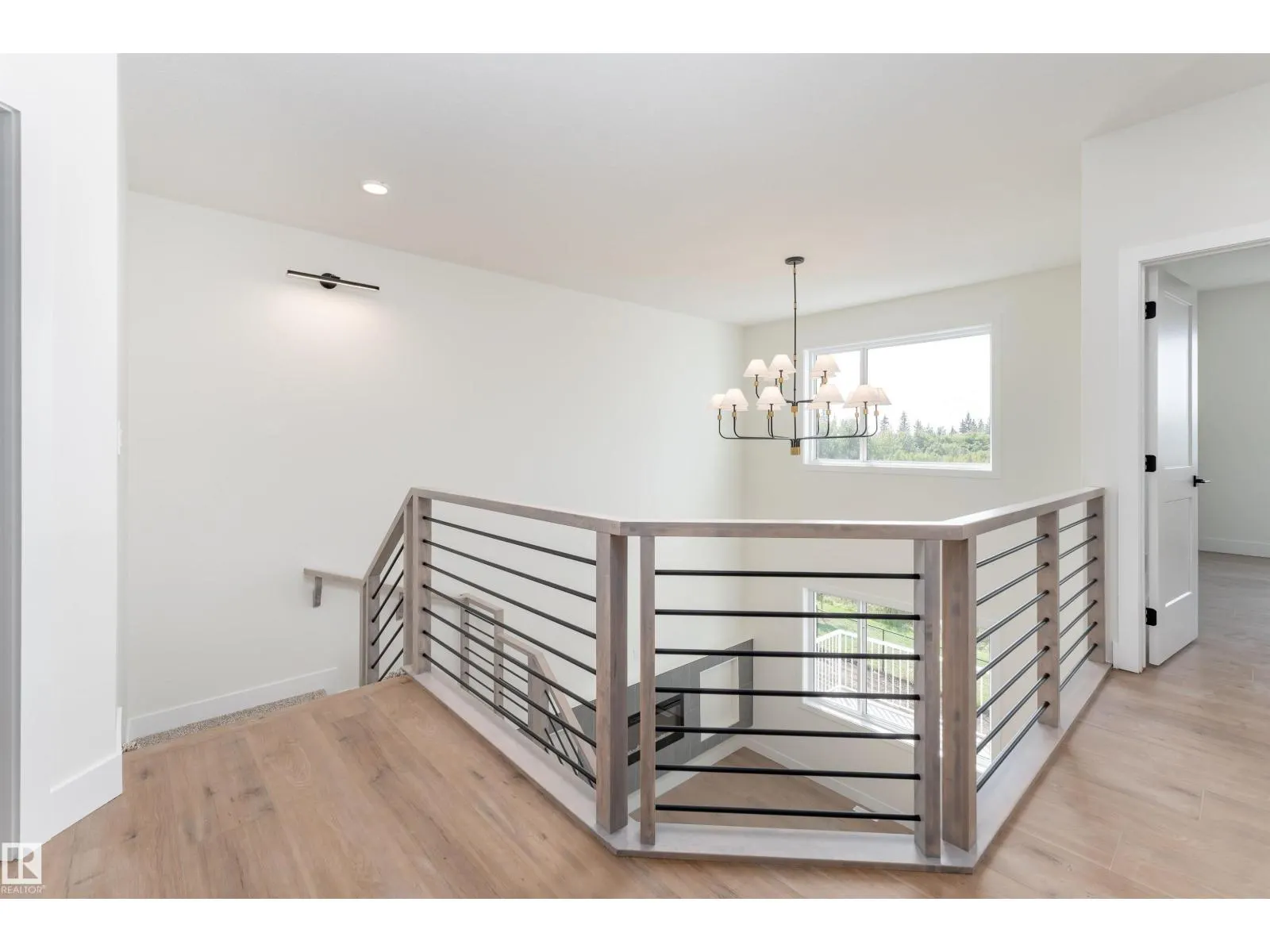 39 MAPLE CR