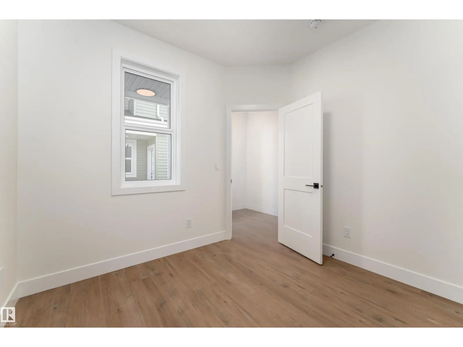 39 MAPLE CR