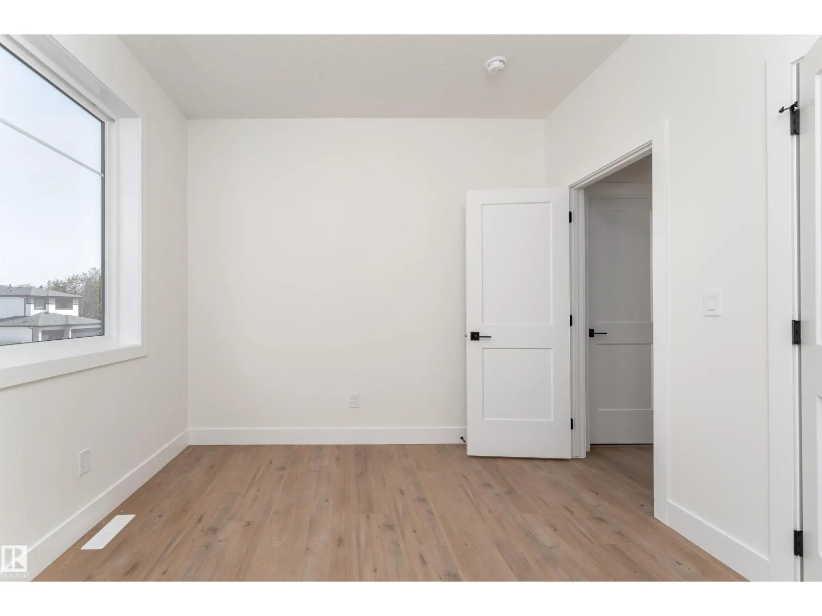 39 MAPLE CR