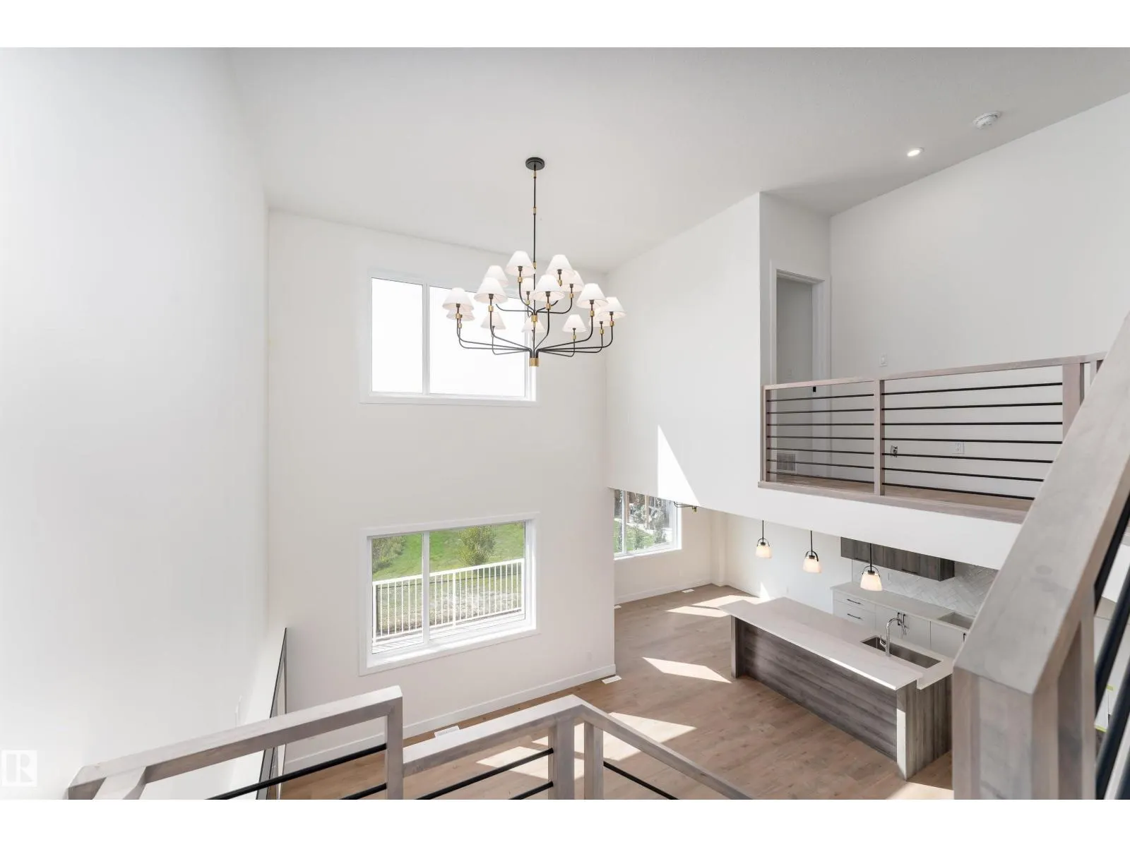 39 MAPLE CR