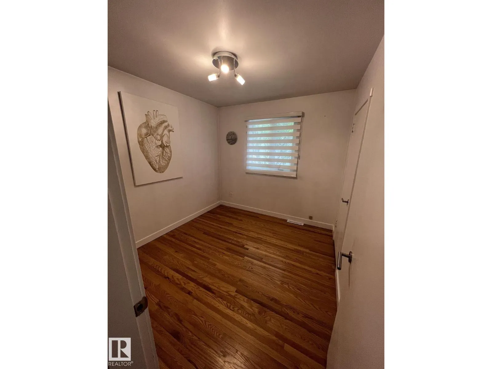 8528 64 AV NW