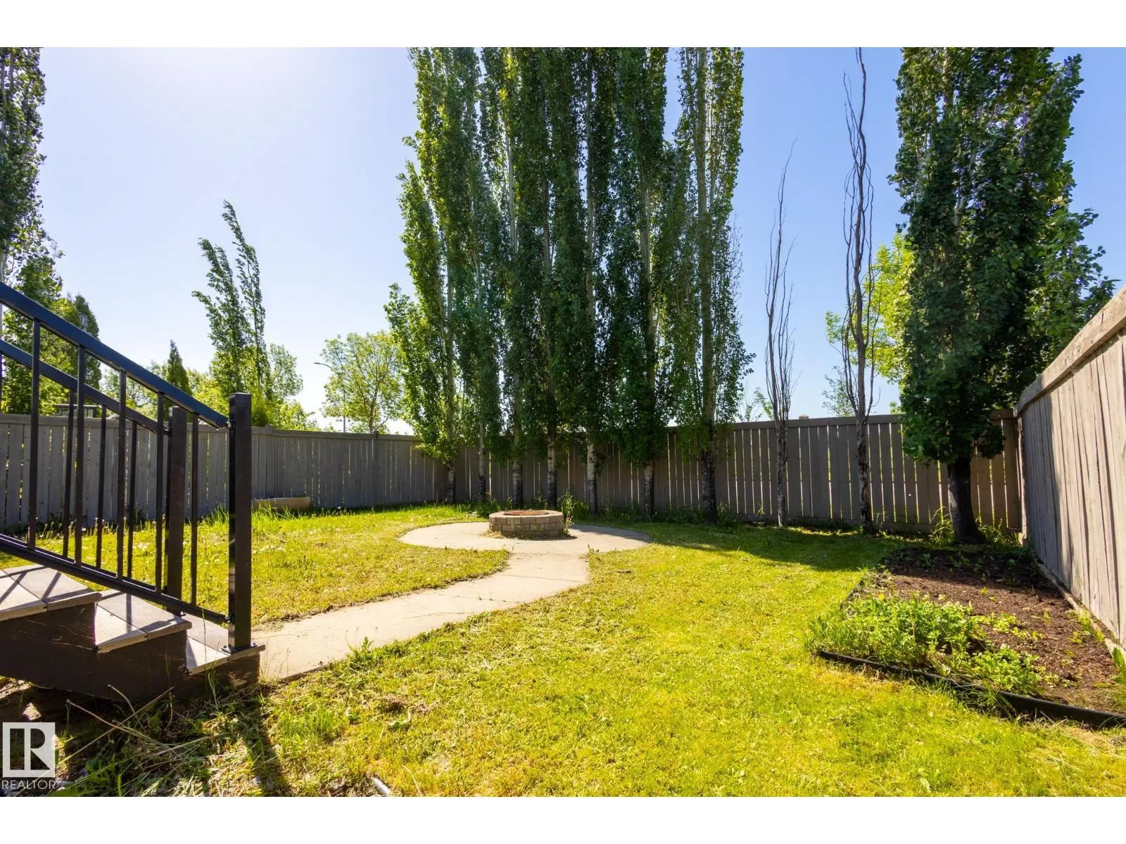 341 CALDERON CR NW