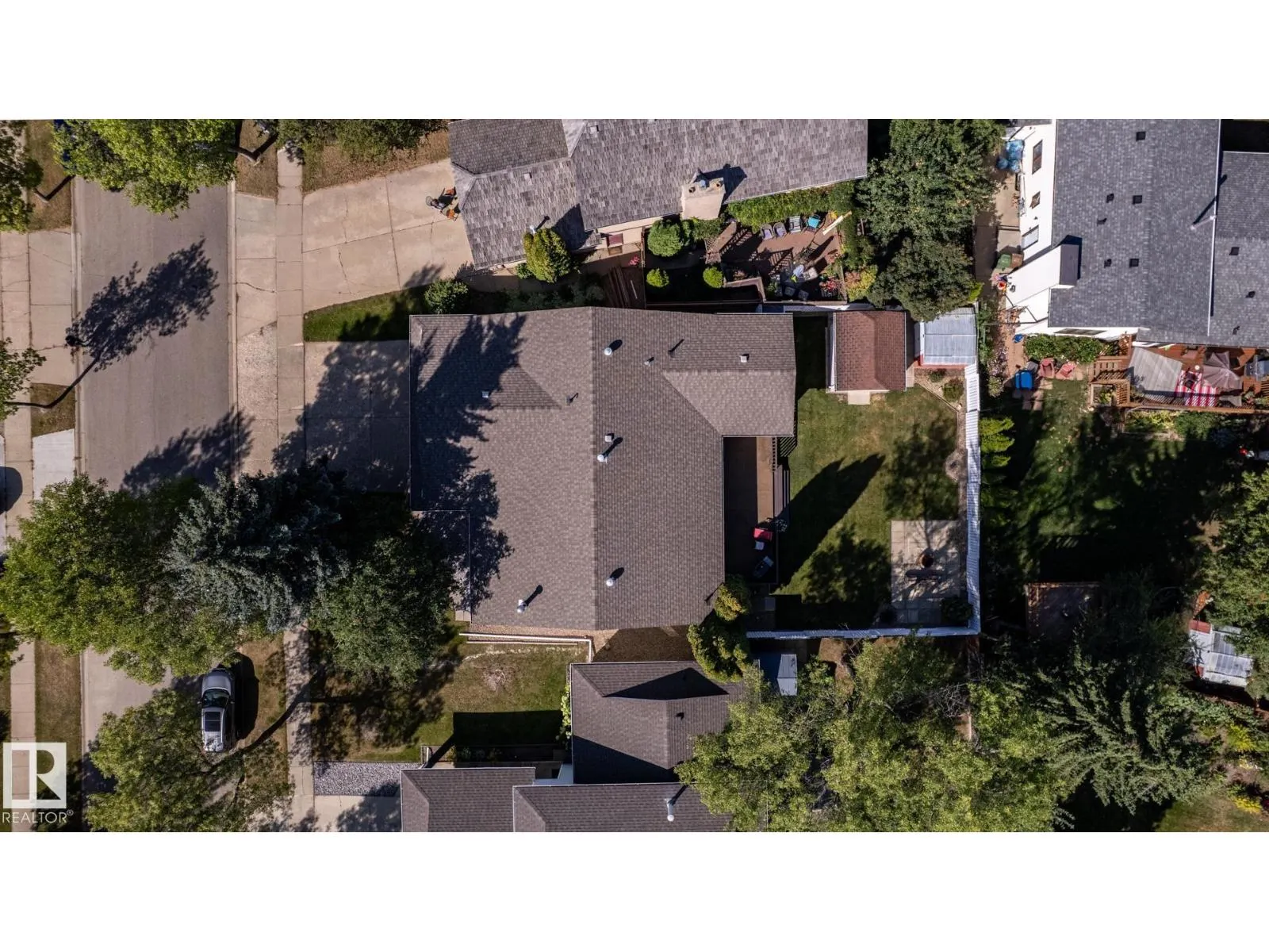 10 LORNE CR